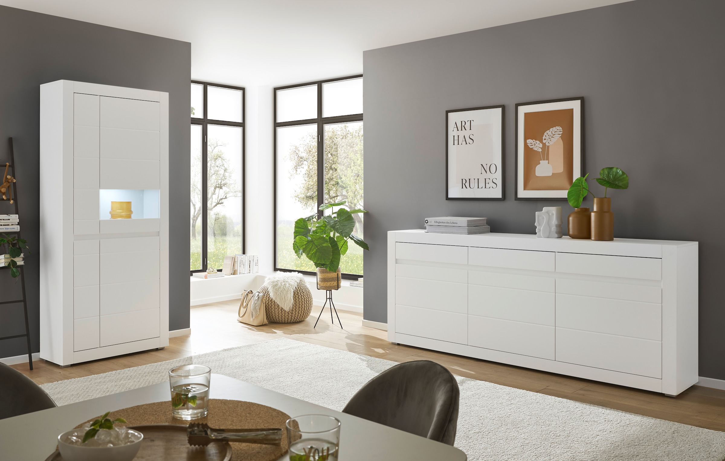 INOSIGN Sideboard »Chester, moderne Anrichte, Kommode mit Stauraum, Schrank, Weiss Matt«, (1 St.), austauschbare Blende in Griffleiste, zeitloses Design, 217 cm breit