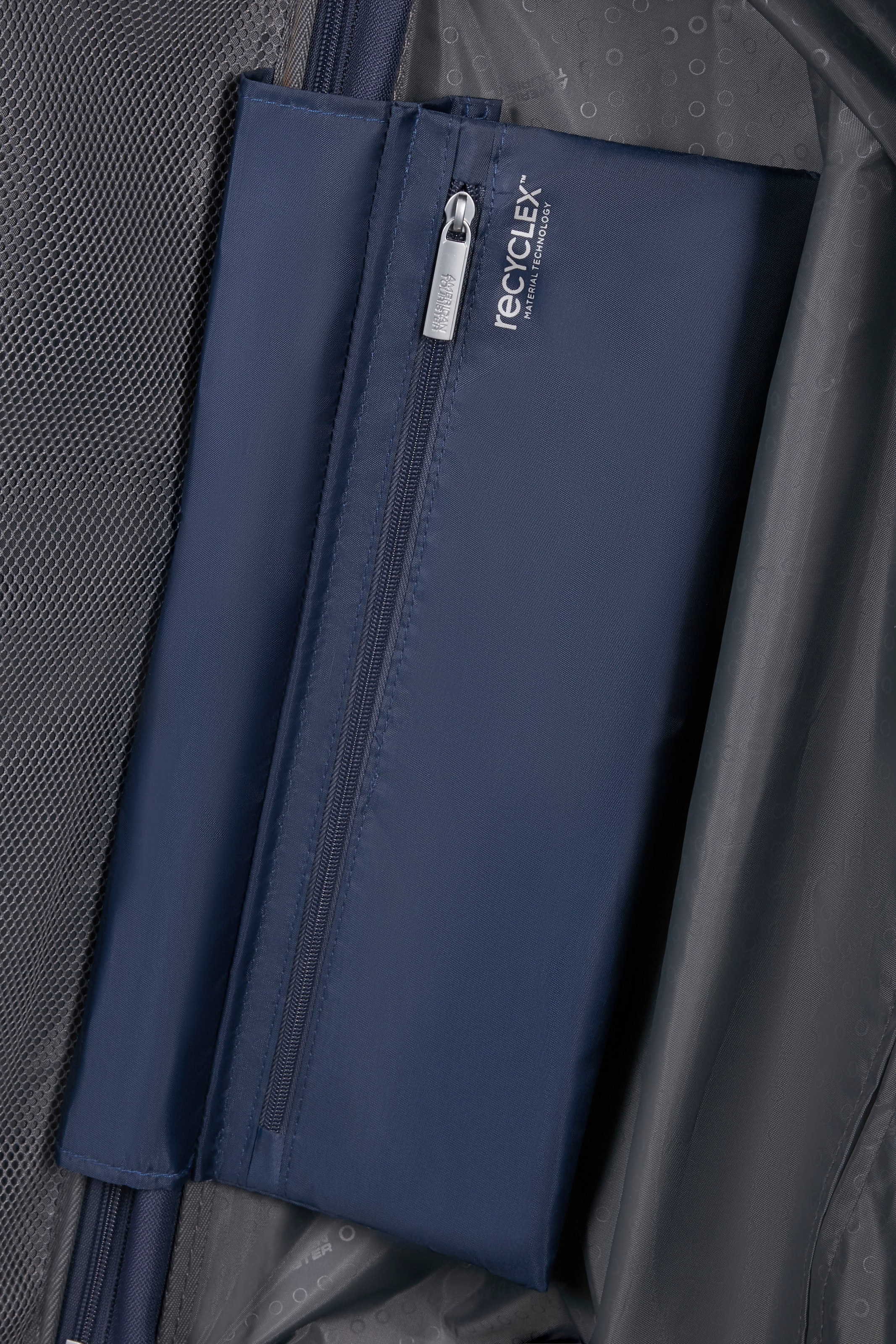 American Tourister® Hartschalen-Trolley »STARVIBE, in verschiedenen Farben und Grössen«, 4 Rollen, Handgepäck-Koffer Reisegepäck Koffer TSA-Zahlenschloss