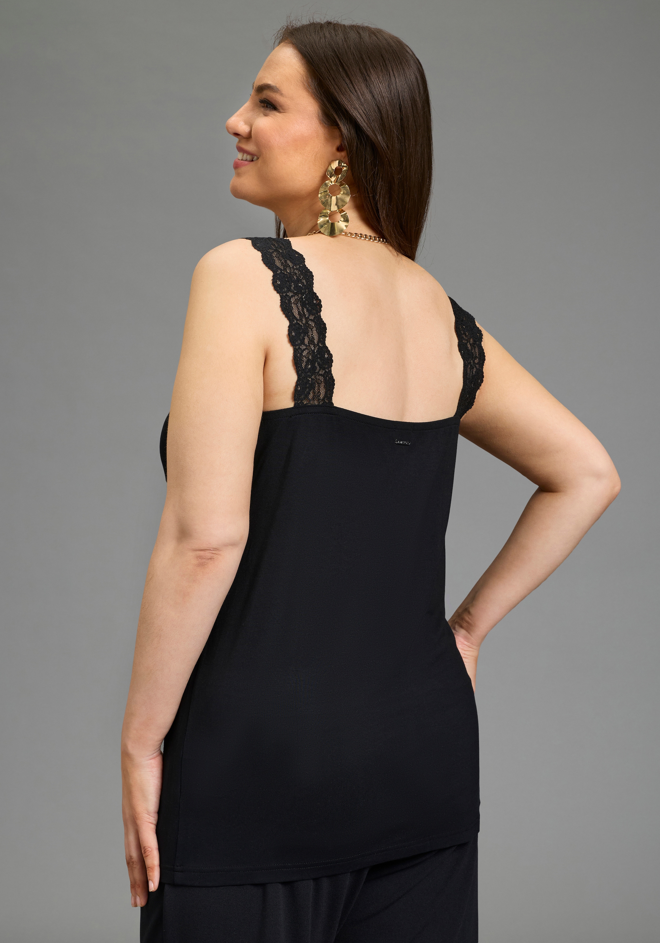 Laura Scott CURVE Débardeur figurnahe Schnittform mit V-Ausschnitt und Spitze