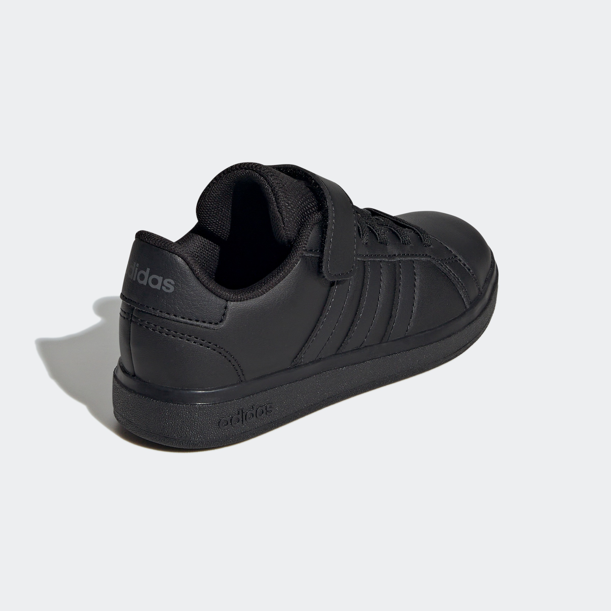 adidas Sportswear Sneaker »GRAND COURT 2.0 KIDS«, Design auf den Spuren des adidas Superstar