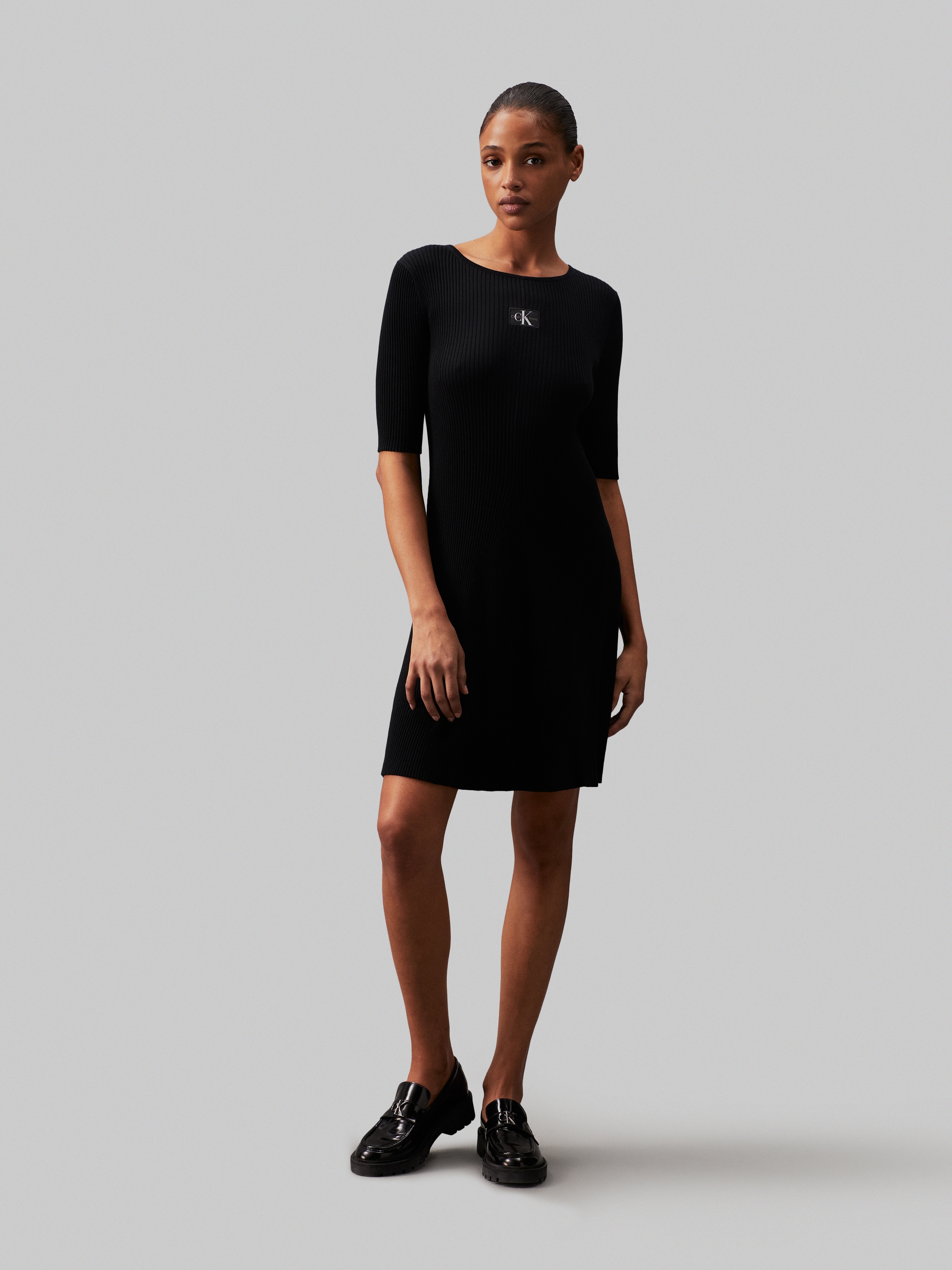 Calvin Klein Jeans Sweatkleid »WOVEN LABEL SS SWEATER DRESS«, mit Logopatch