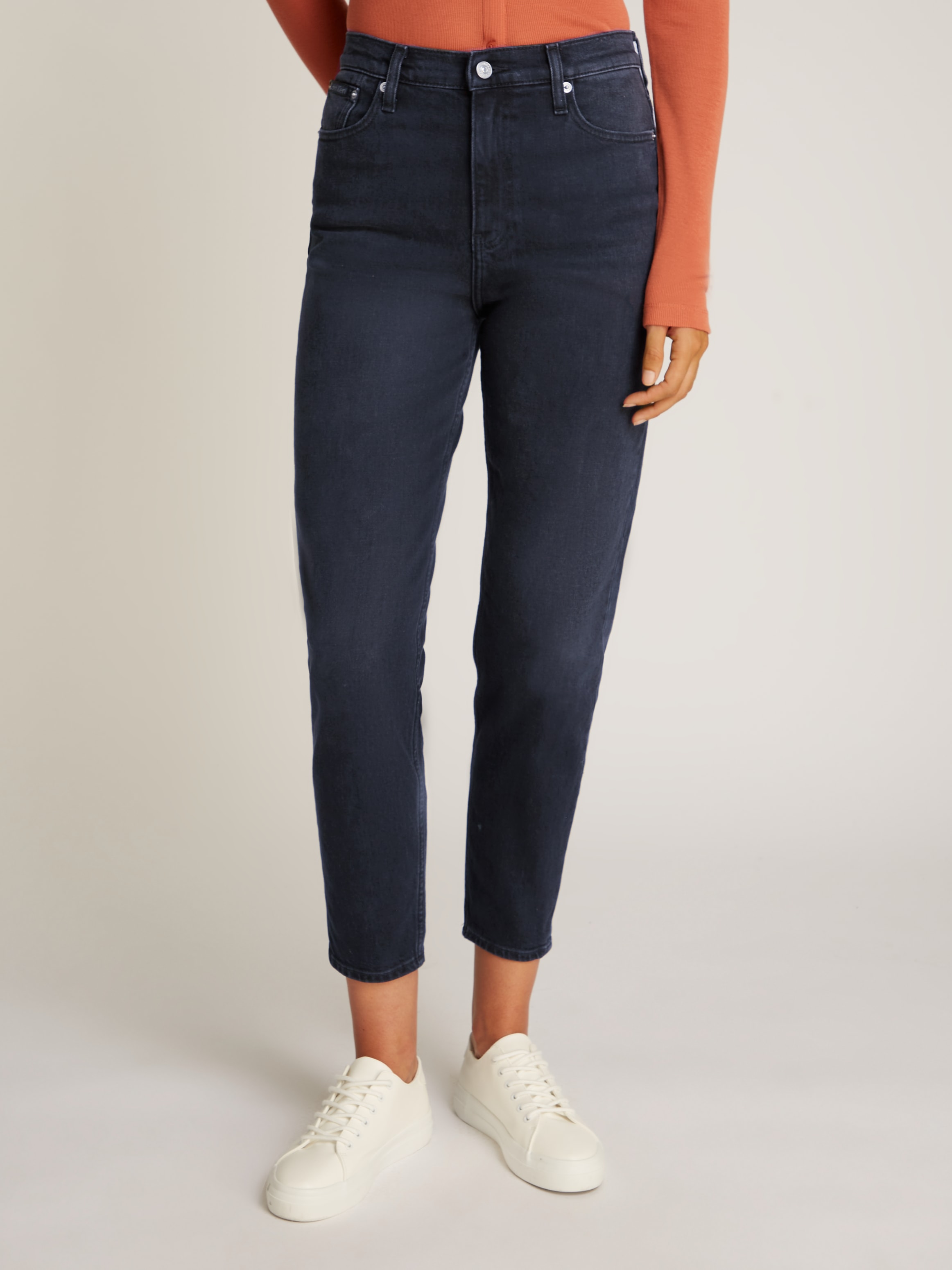 Calvin Klein Jeans Mom-Jeans »MOM JEAN«, mit Coinpocket, Logodruck