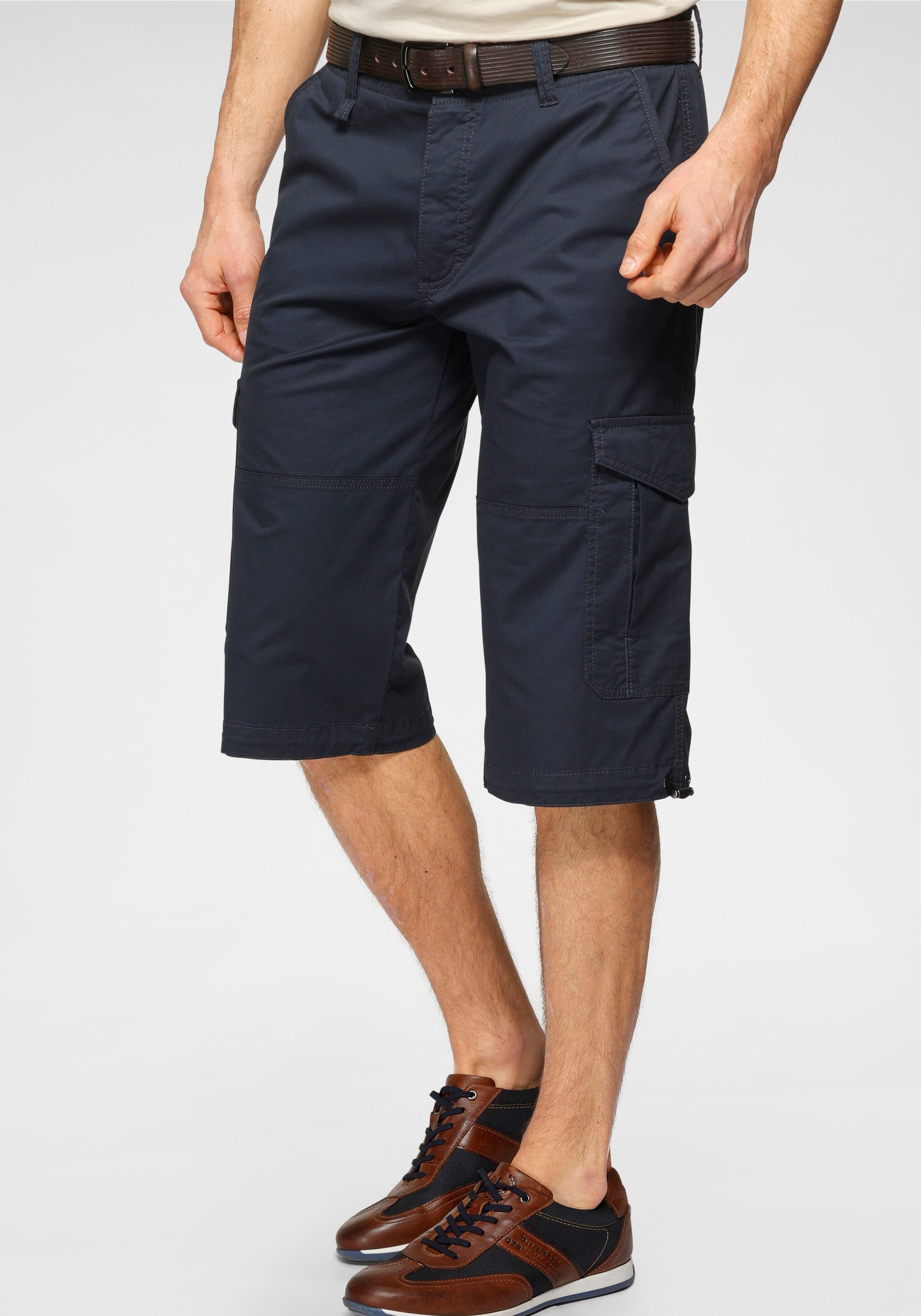 Image of bugatti Cargobermudas, mit Tunnelzug am Beinabschluss bei Ackermann Versand Schweiz