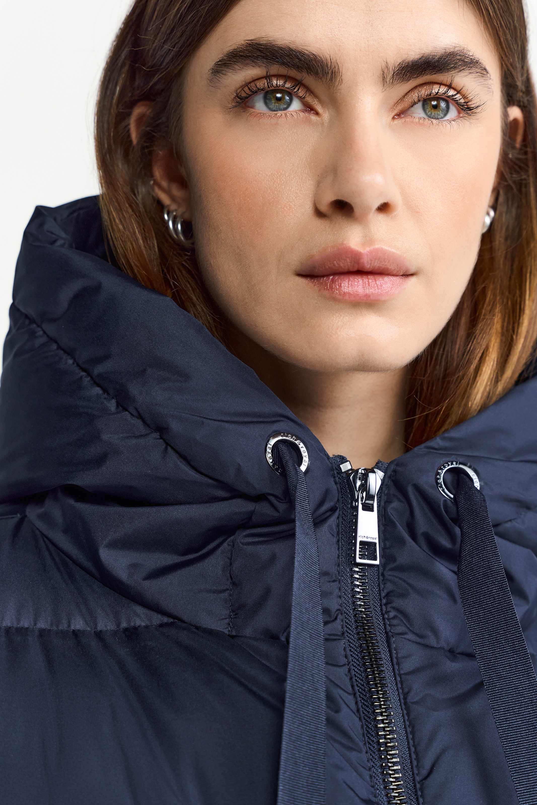 RICHROYAL Steppjacke mit Kapuze oversized, 2-Wege-Reissverschluss, Winterjacke