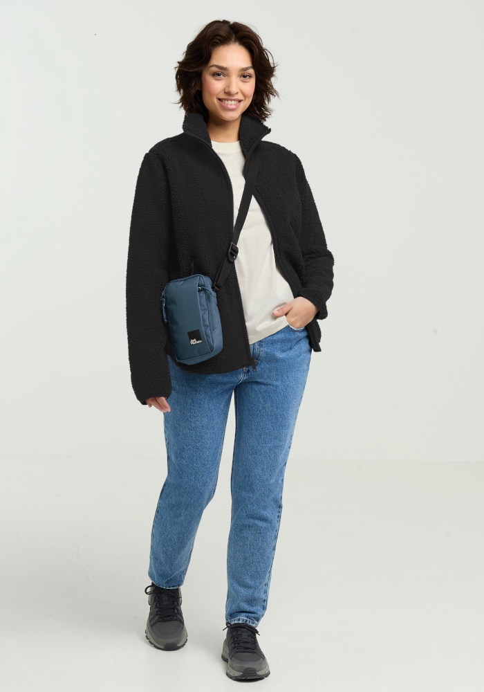 Jack Wolfskin Veste polaire »HIGH CURL JKT W« avec fermeture éclair continue, en polaire Sherpa, respirant