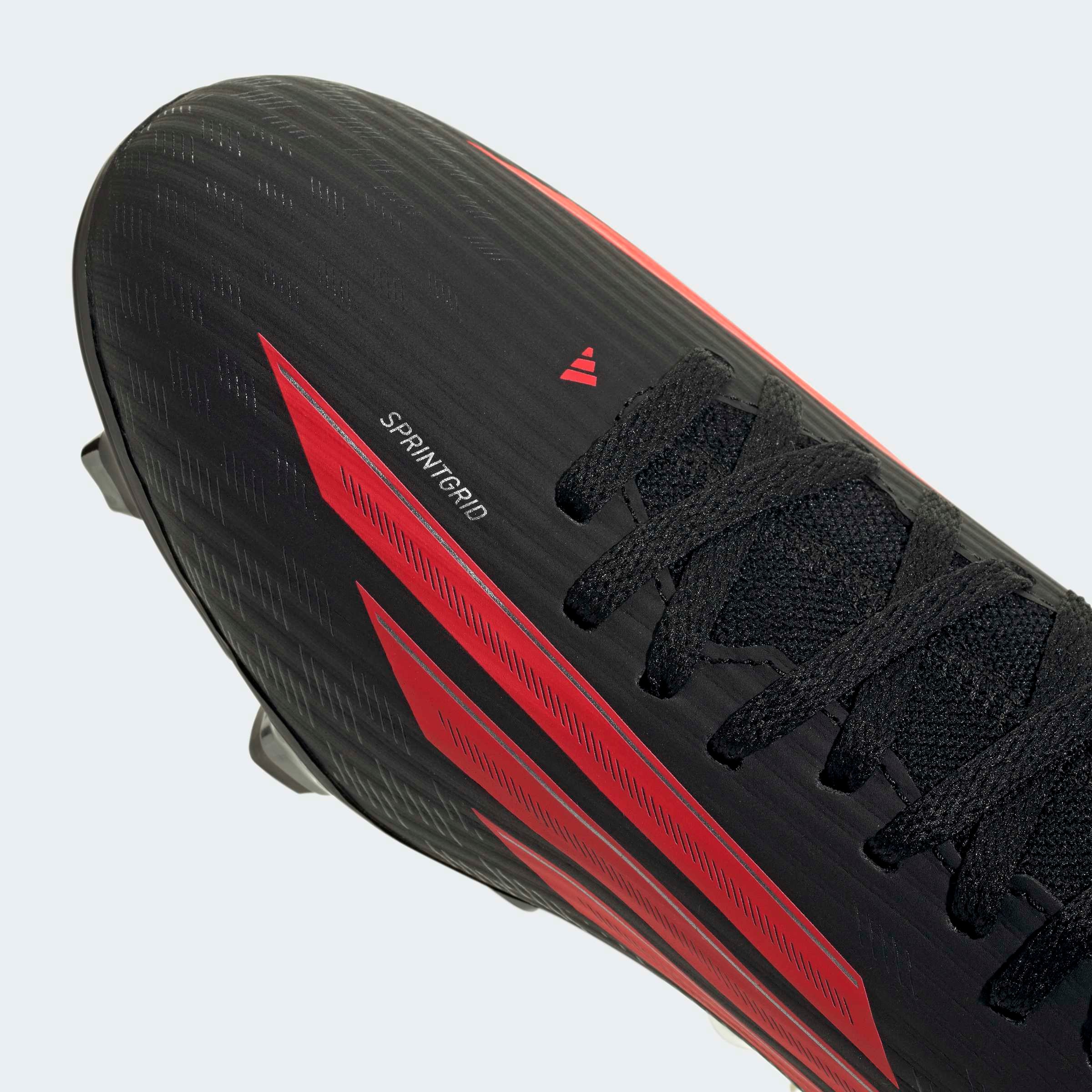 adidas Performance Chaussure de football »F50 CLUB MID-CUT FG/MG«  für viele verschiedene Böden geeignet