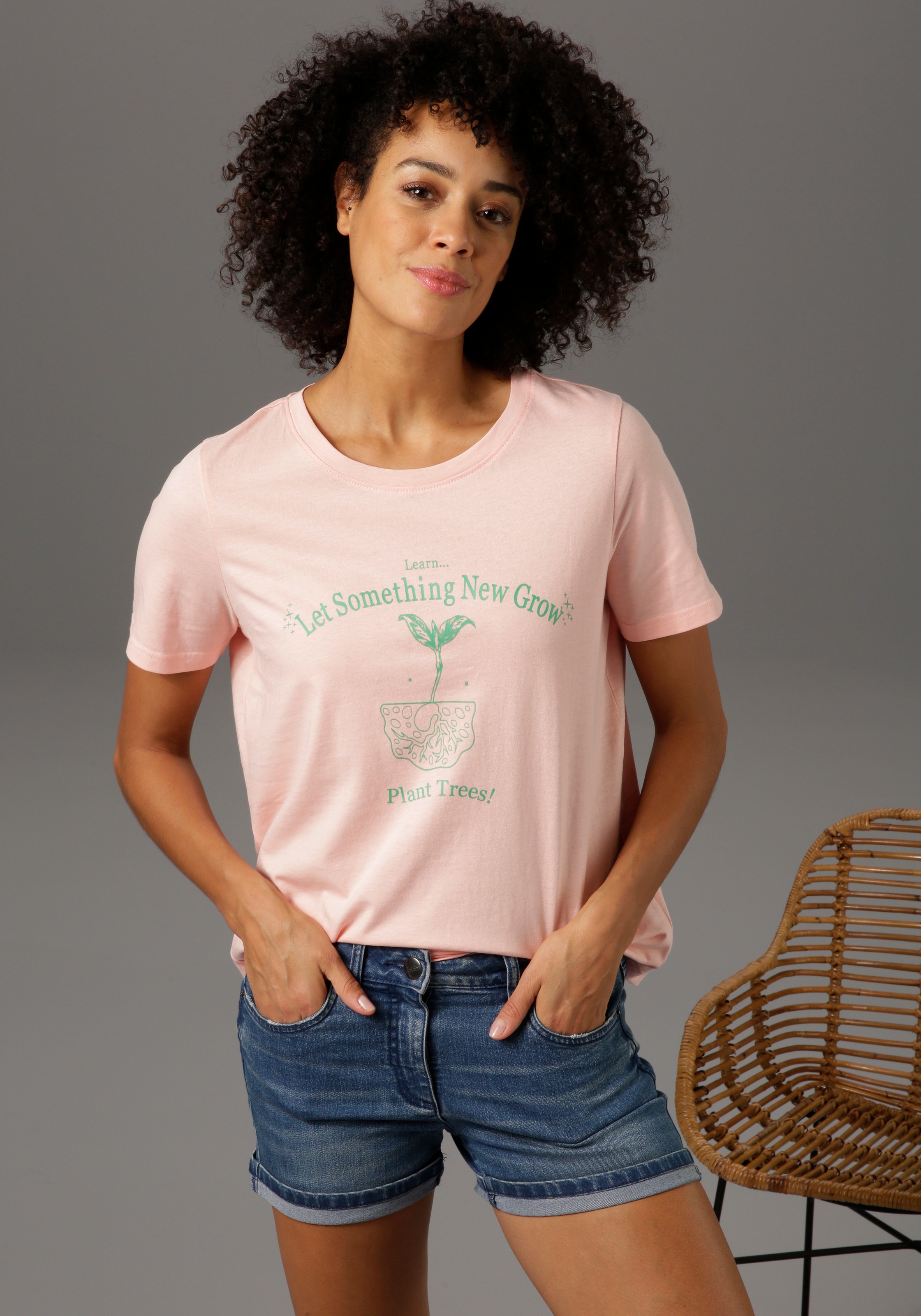 Image of Aniston CASUAL T-Shirt, mit Statement-Schriftzug und Frontdruck bei Ackermann Versand Schweiz