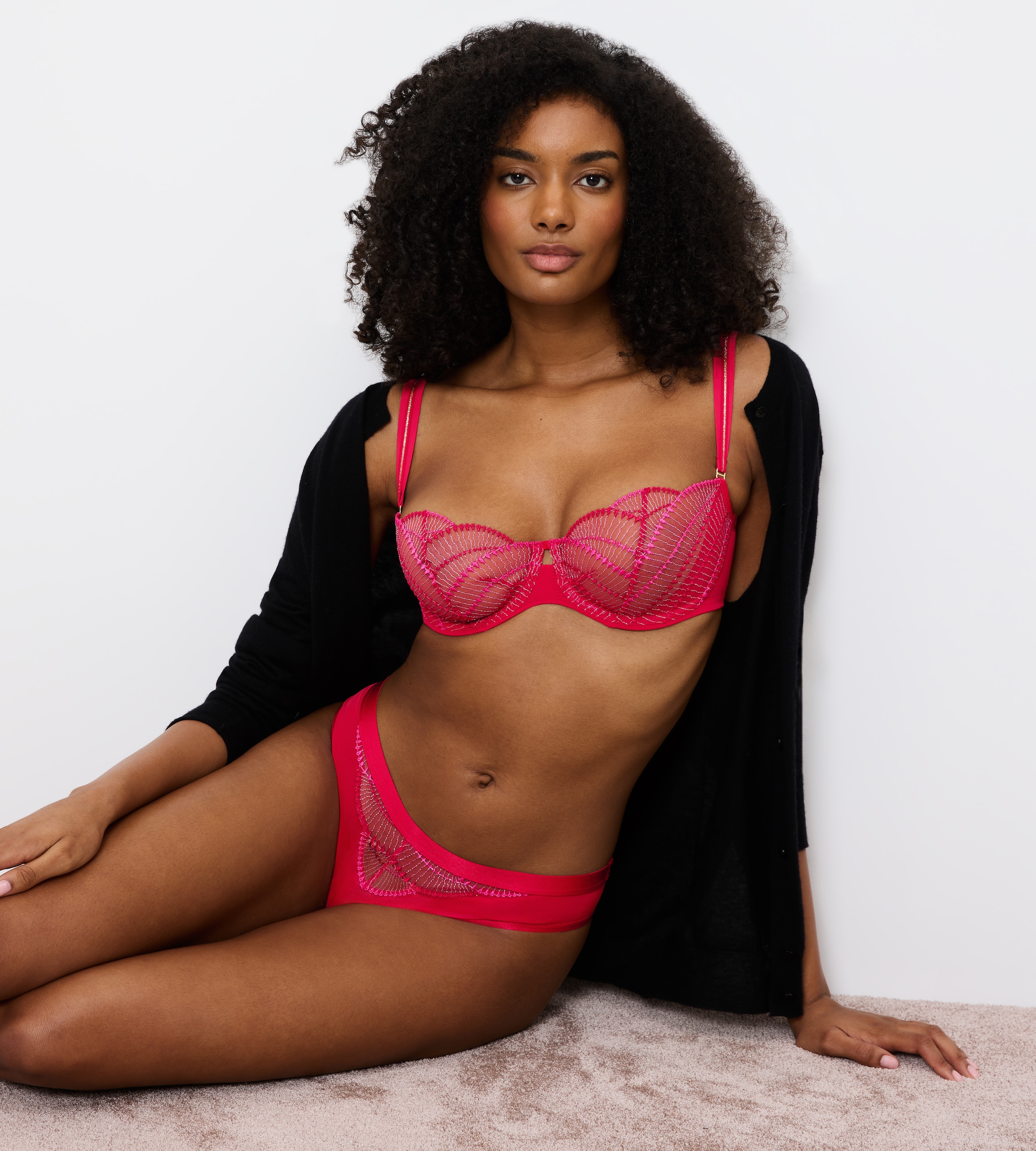 Triumph Balconette-BH »Palina Sea Full of Stars« Limited Edition, Stickerei, elegante Doppel-Träger, modisch