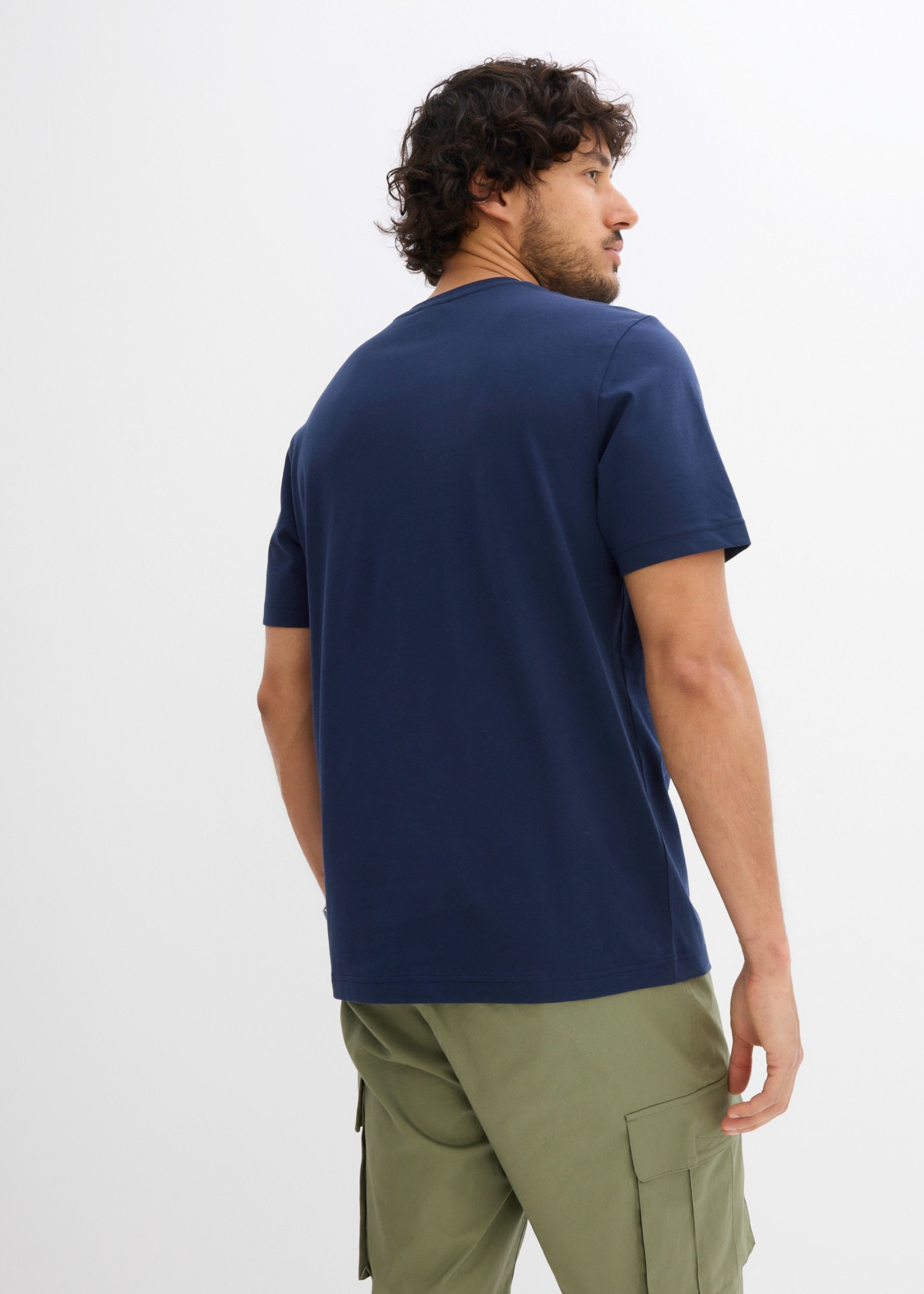 bonprix T-Shirt mit Rundhalsausschnitt, Kurzarm-Design, aus Baumwolle, Regular Fit