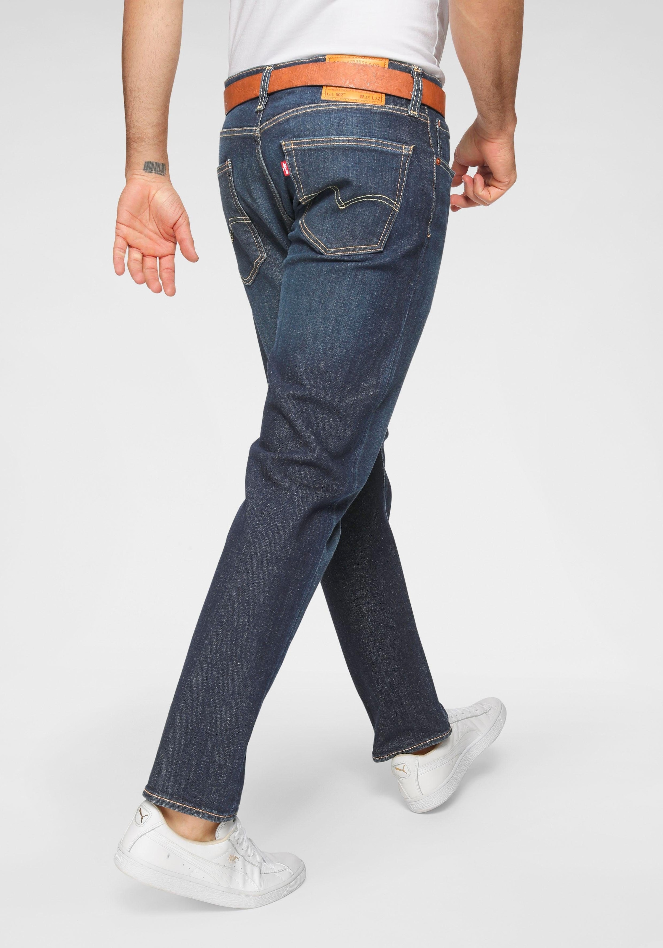 Levi's® Tapered-fit-Jeans »502 TAPER«, in elegantem, modernem Stil