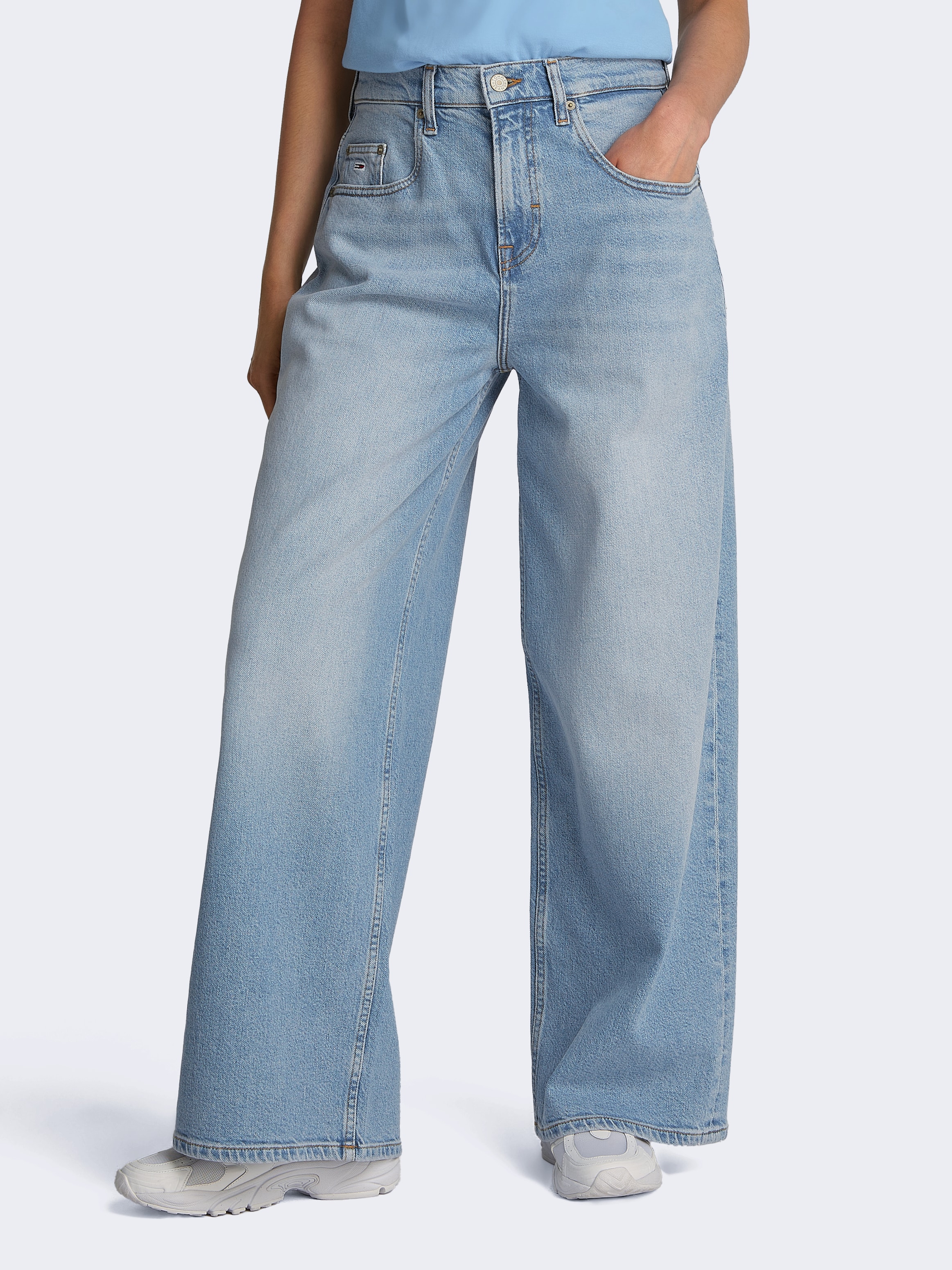 Image of Tommy Jeans Loose-fit-Jeans "CHARLIE MR LOOSE WD" mit Logostickerei, Mid Rise