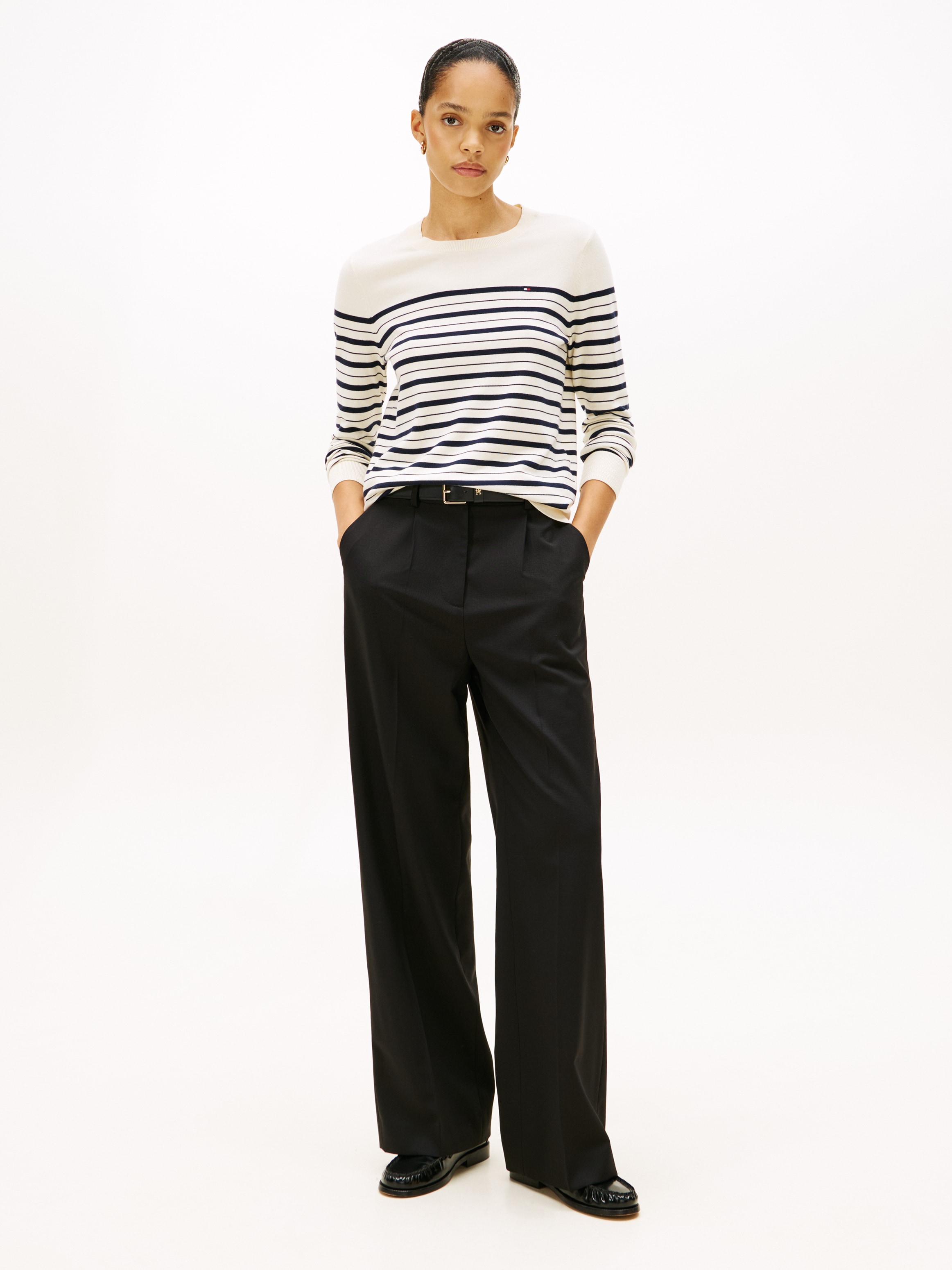 Tommy Hilfiger Rundhalspullover »CO JERSEY STITCH LS C-NK SWT« mit Logostickerei