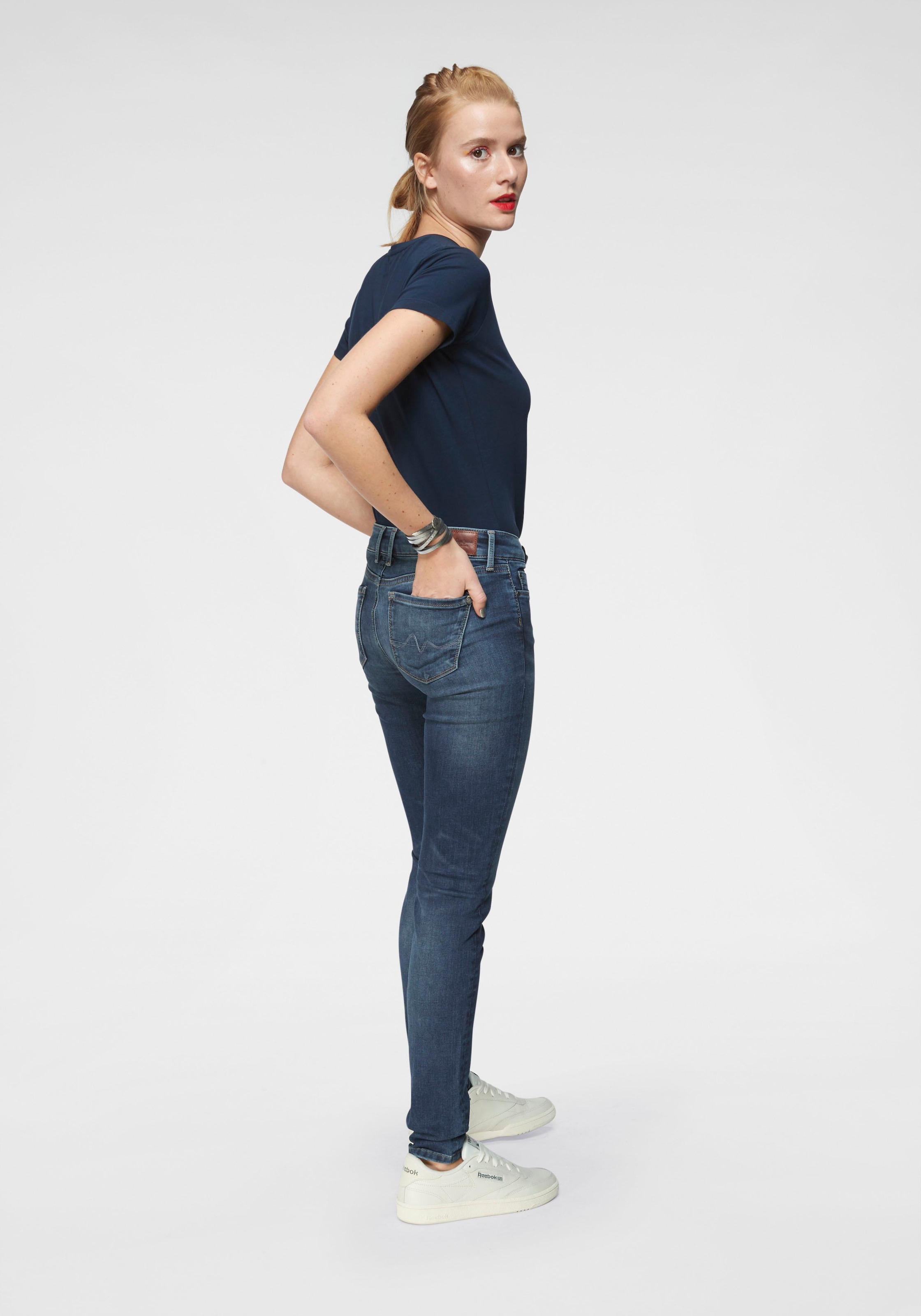 Pepe Jeans Skinny-fit-Jeans »SOHO«, im 5-Pocket-Stil mit 1-Knopf Bund und Stretch-Anteil