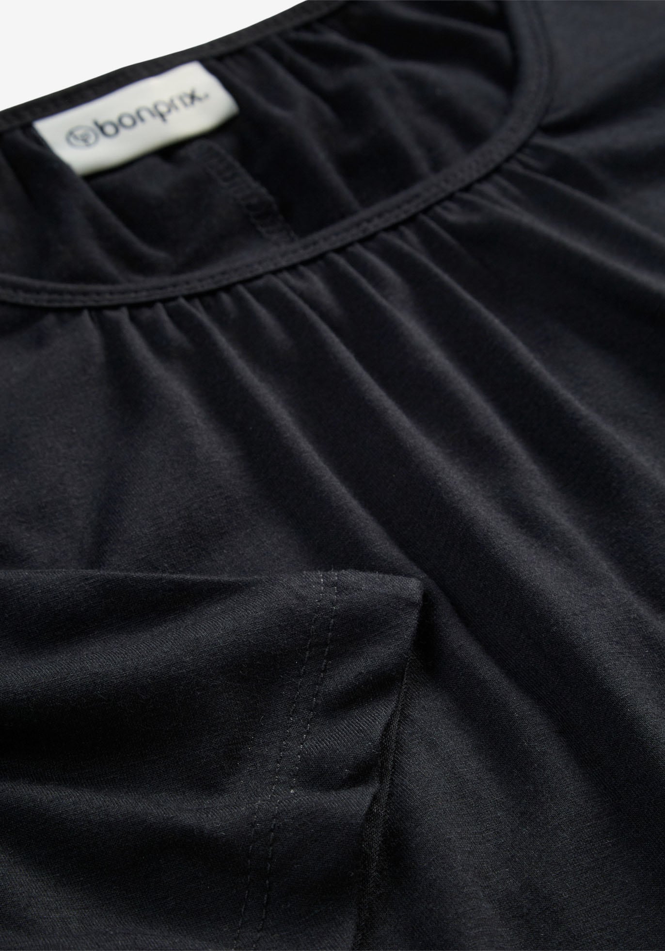 bonprix T-shirt oversize »Oversize-Shirt aus Viskose-Mix« lässig geschnittene Passform, mit Fledermausärmeln, aus Viskose-Mix