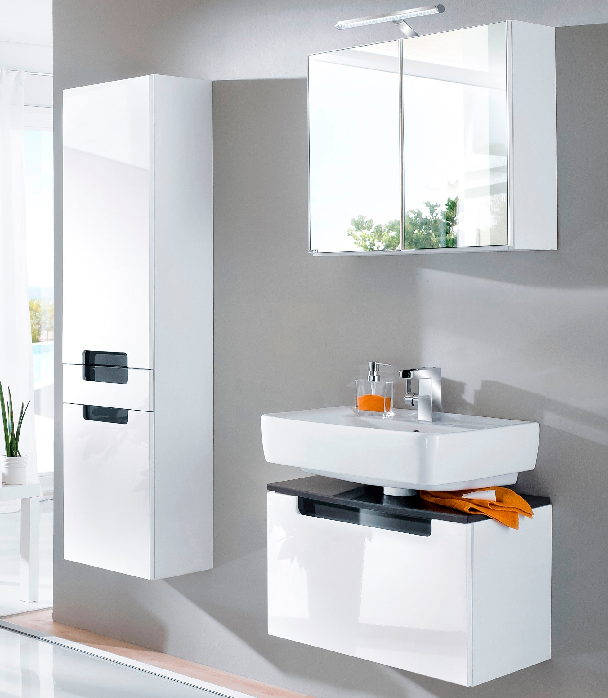 welltime Hochschrank »Siena«, Breite 40 cm, mit hochglänzenden Fronten in weiss