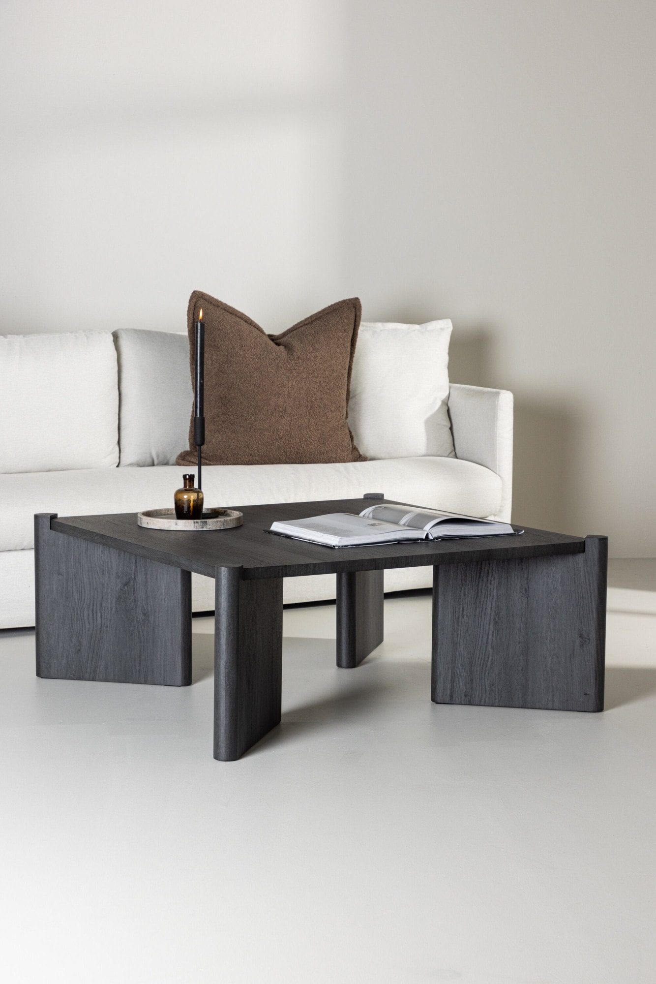 Venture Home Couchtisch »Rogaland, quadratischer Couchtisch, modern & elegant, 100 × 100 cm« Sofatisch, MDF, quadratisch, niedrig, geräumig, raffiniert