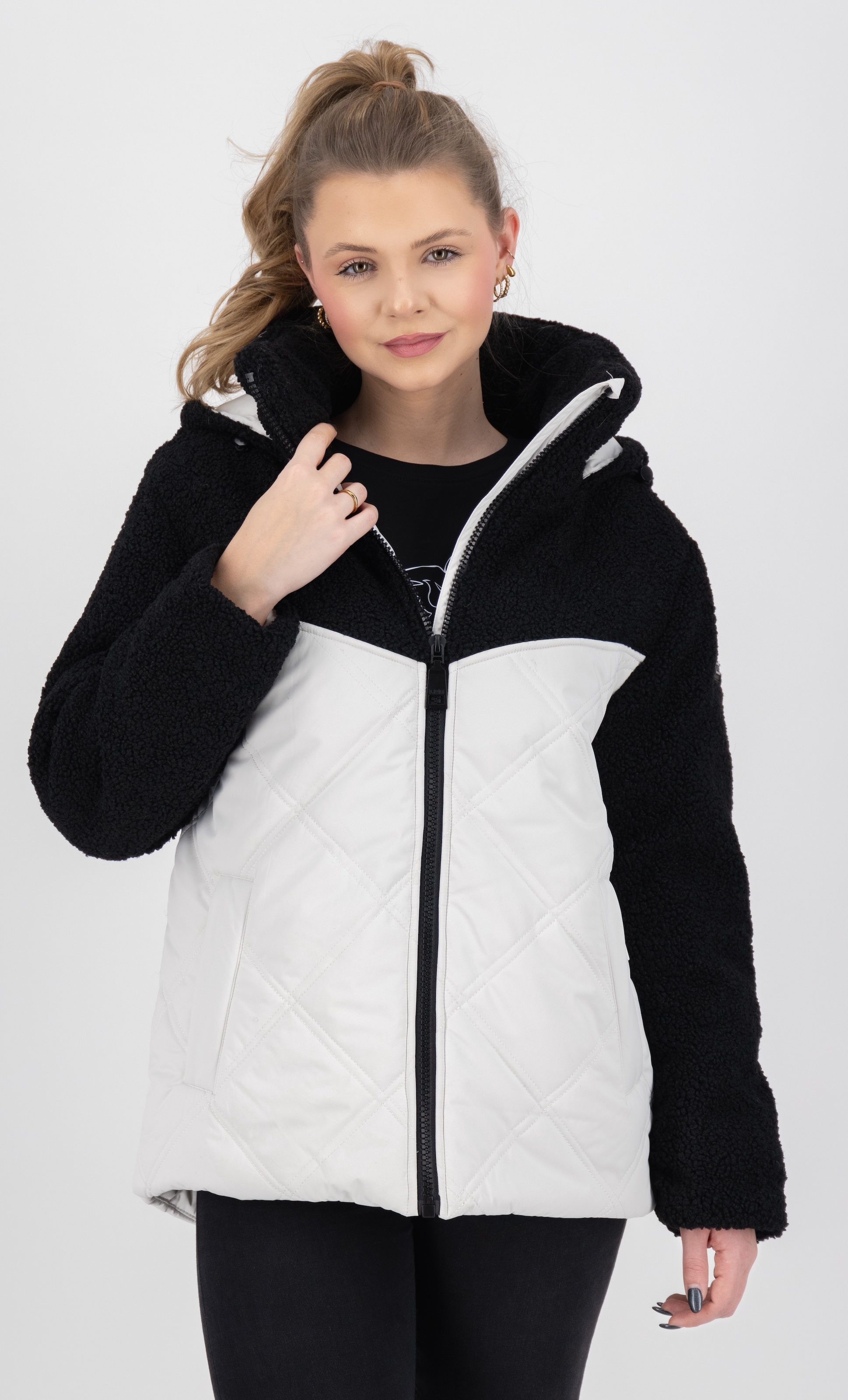 LPO Steppjacke »XAVIA WMN« mit Kapuze hochgeschlossener Kragen mit Sherpa-Fleece