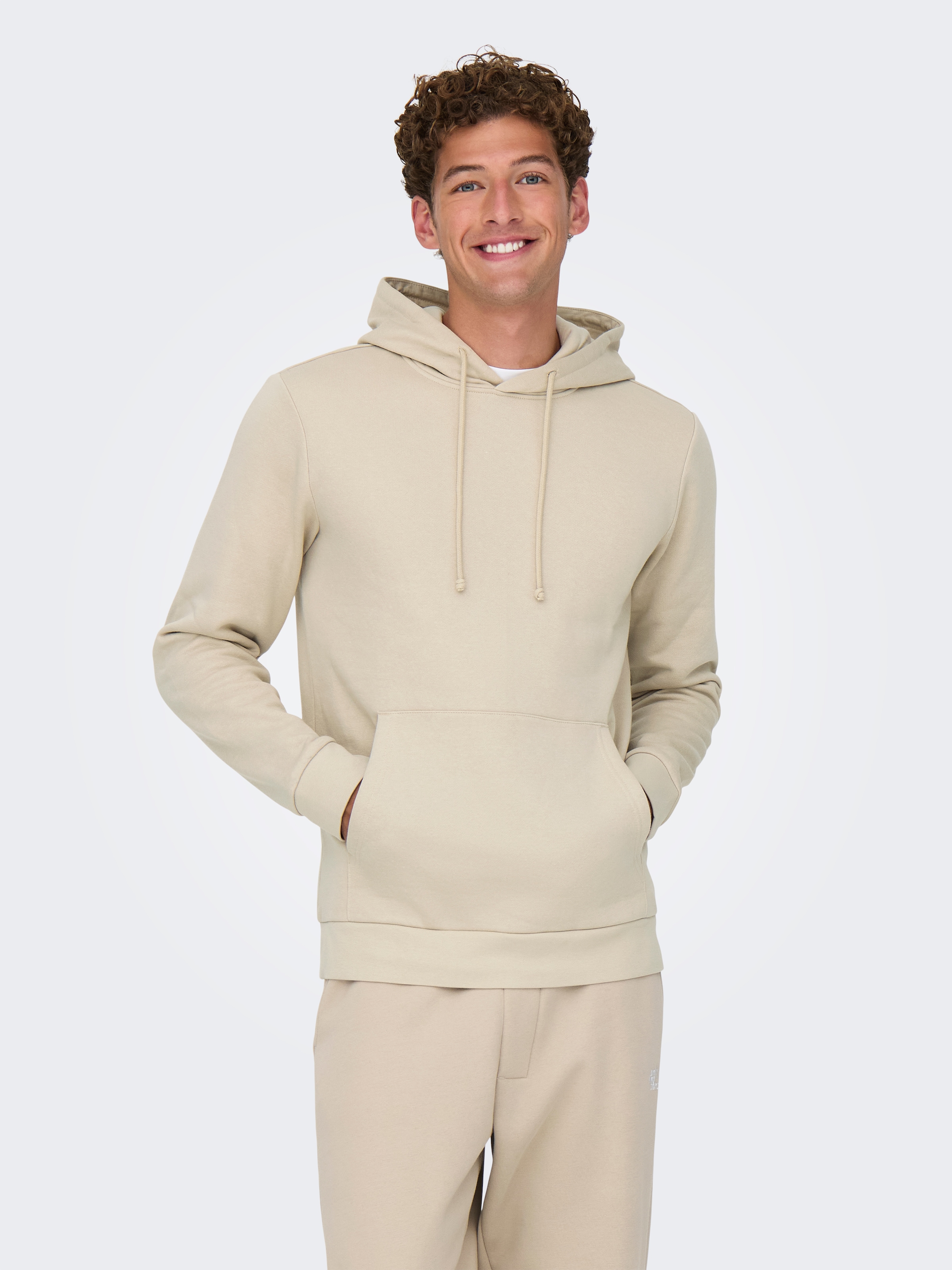 Image of ONLY & SONS Kapuzensweatshirt "ONSCHASE REG HOOD SWEAT OTL"