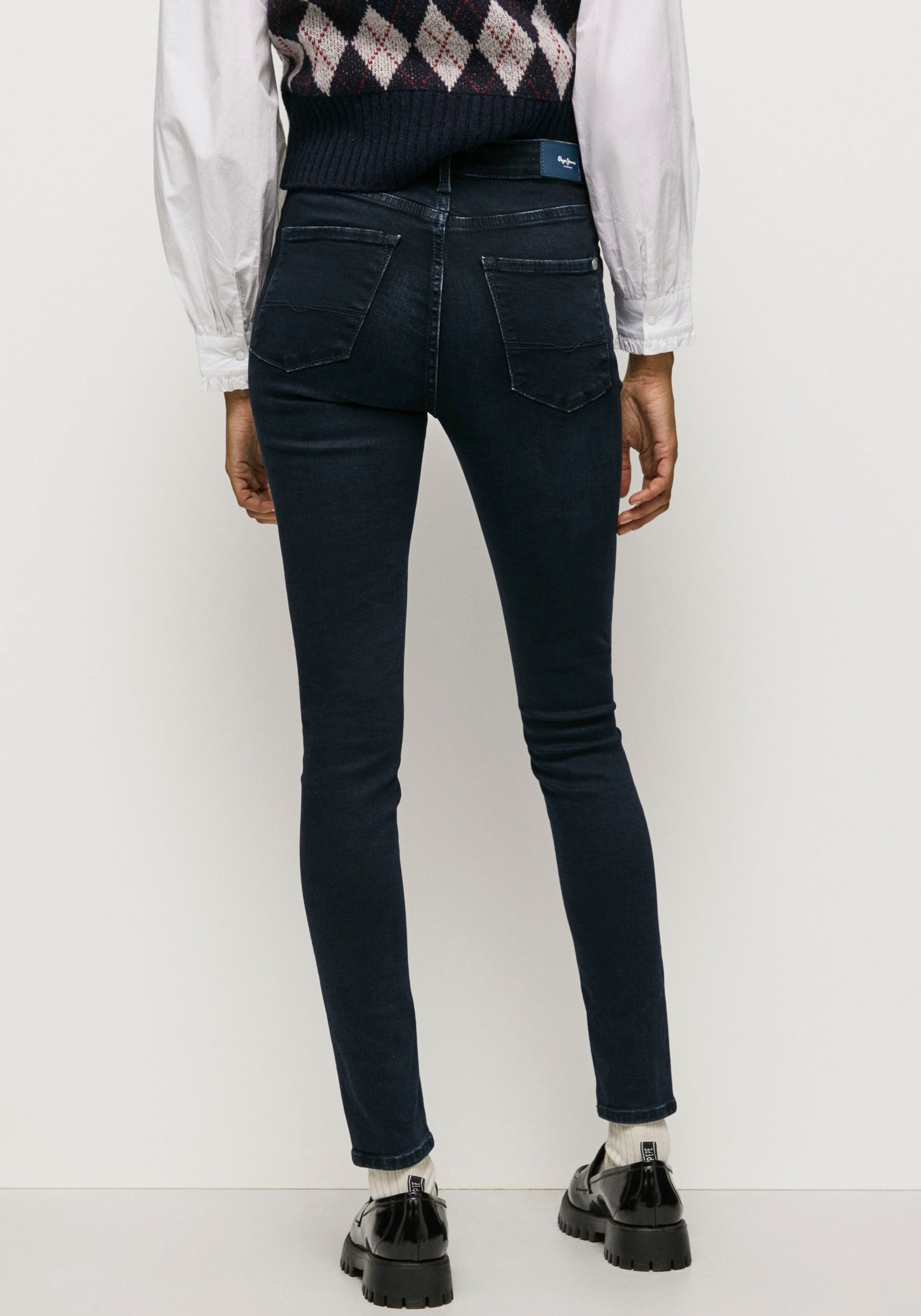 Pepe Jeans Röhrenjeans »REGENT«, in Skinny Passform mit hohem Bund aus seidig bequemem Stretch Denim