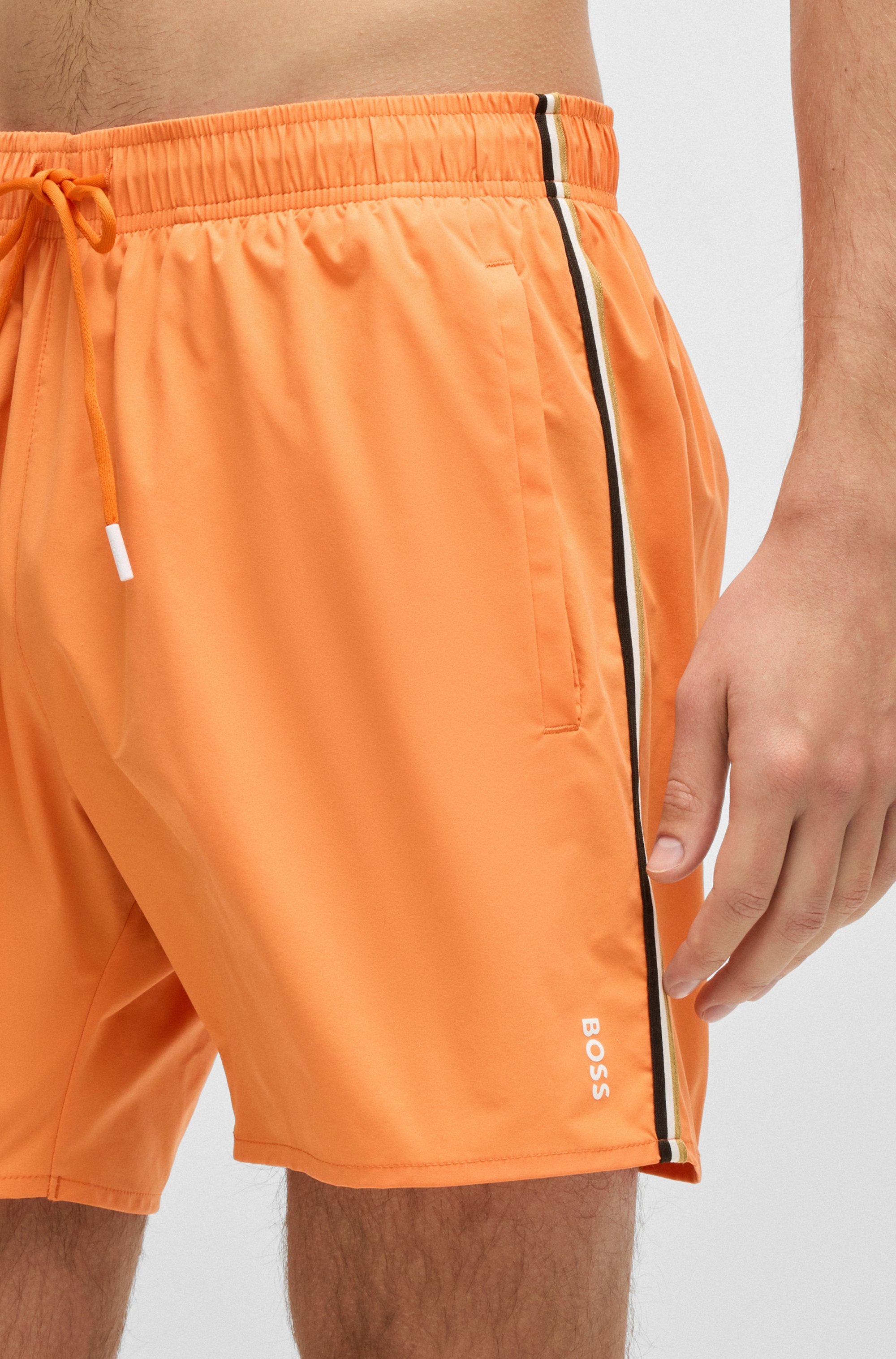 BOSS Badeshorts »Iconic«, mit Gesässtasche