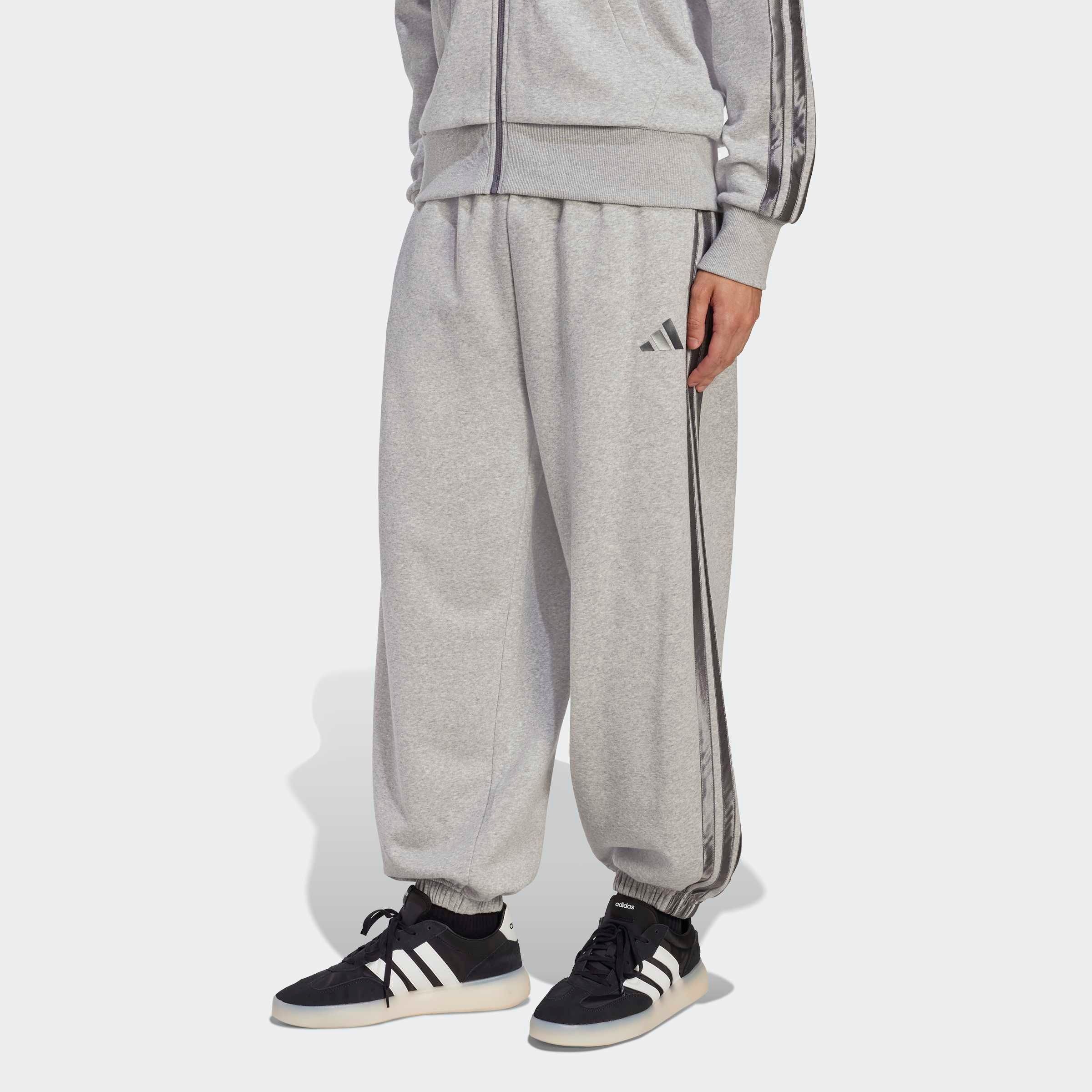 Image of adidas Sportswear Sporthose "HOLIDAY 3S"