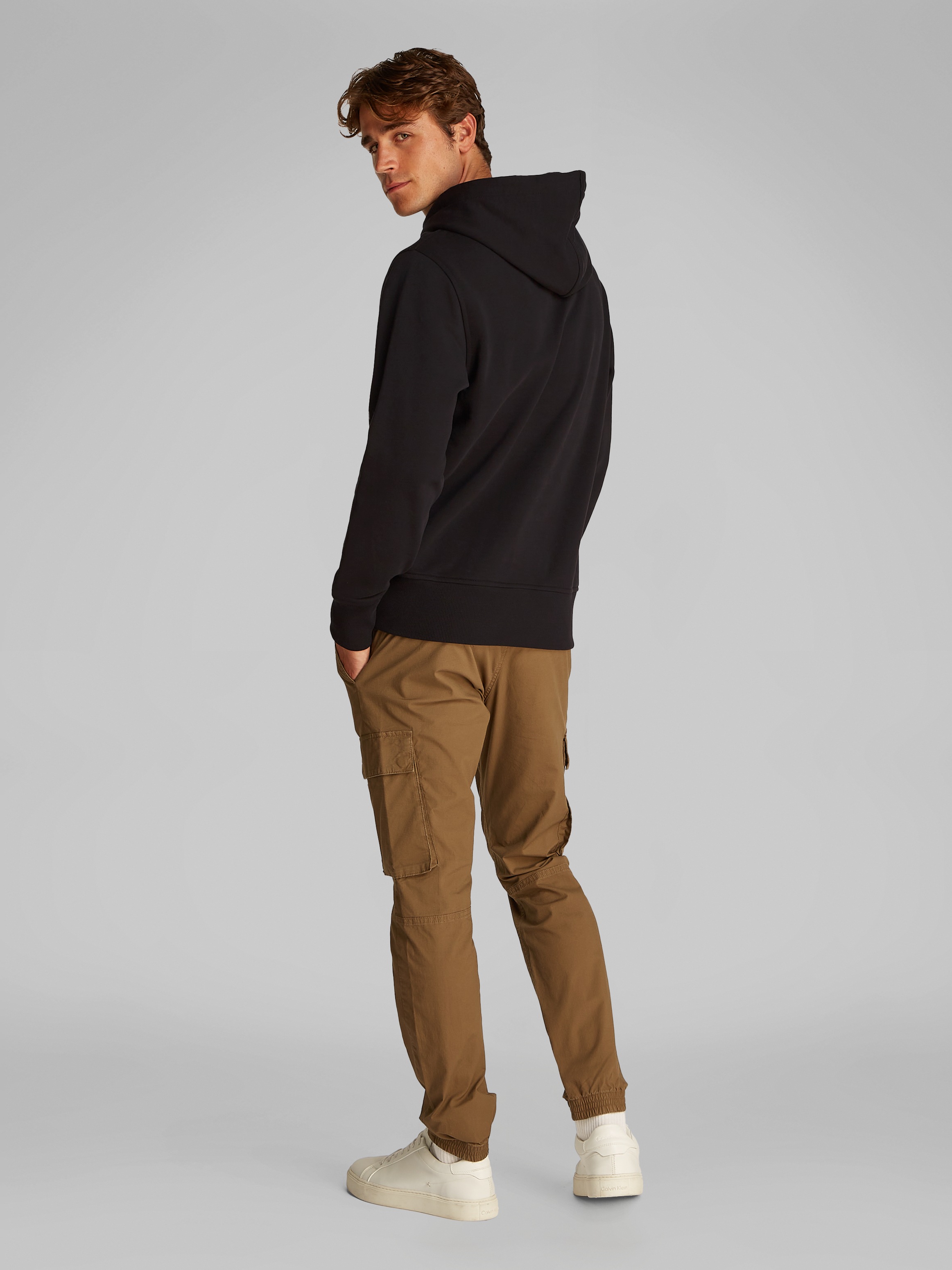 Calvin Klein Jeans Hoodie »SERIF FONT GRAPHIC HOODIE«, mit grossem Logodruck