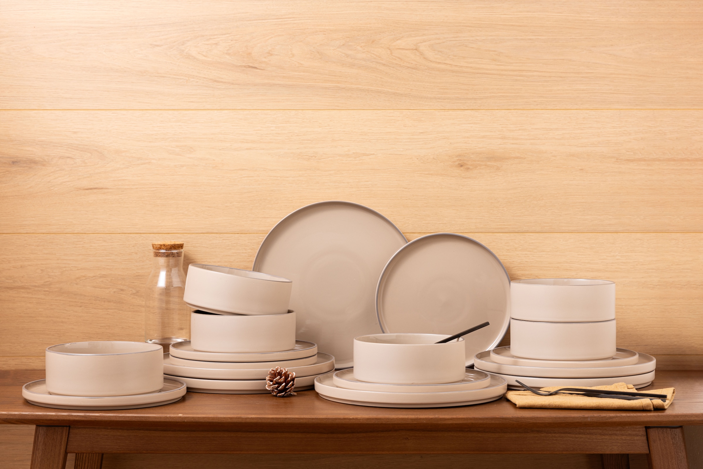 GOODproduct Set de vaisselle »Ylvii, aussen matt, innen glänzend« spülmaschinenfest und mikrowellengeeignet