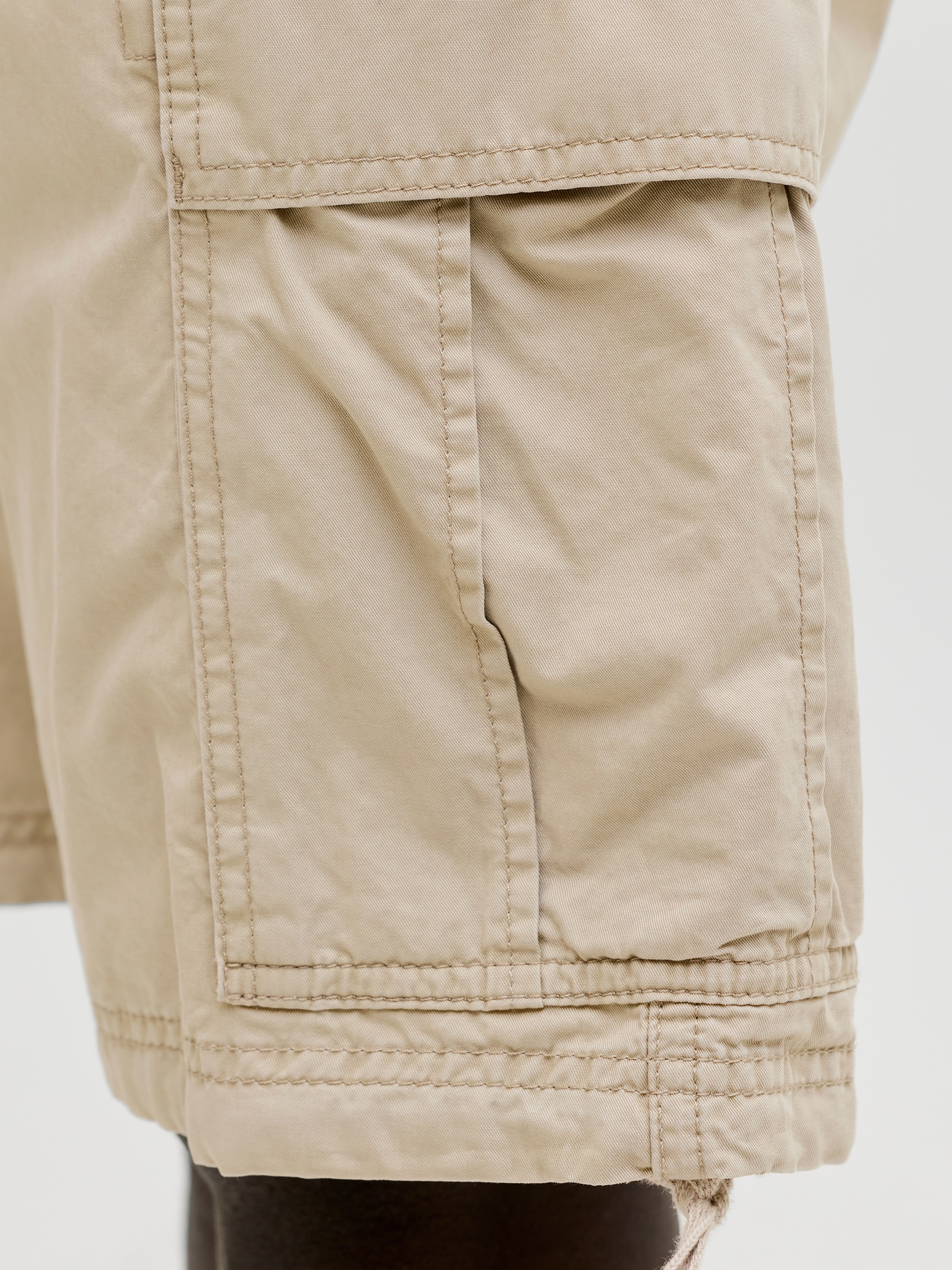 Jack & Jones PlusSize Cargoshorts »JPSTCOLE FRANK CARGO SHORT MID SN PLS«  mit Taschenbändern