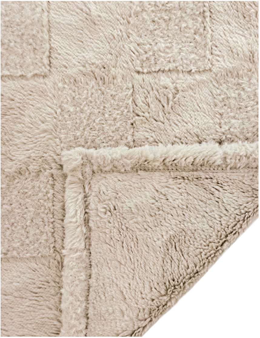 GOODproduct Wohndecke »Cinnia« weich, modern, angenehm, wärmend, pflegeleicht, Decke, 630 g/m²