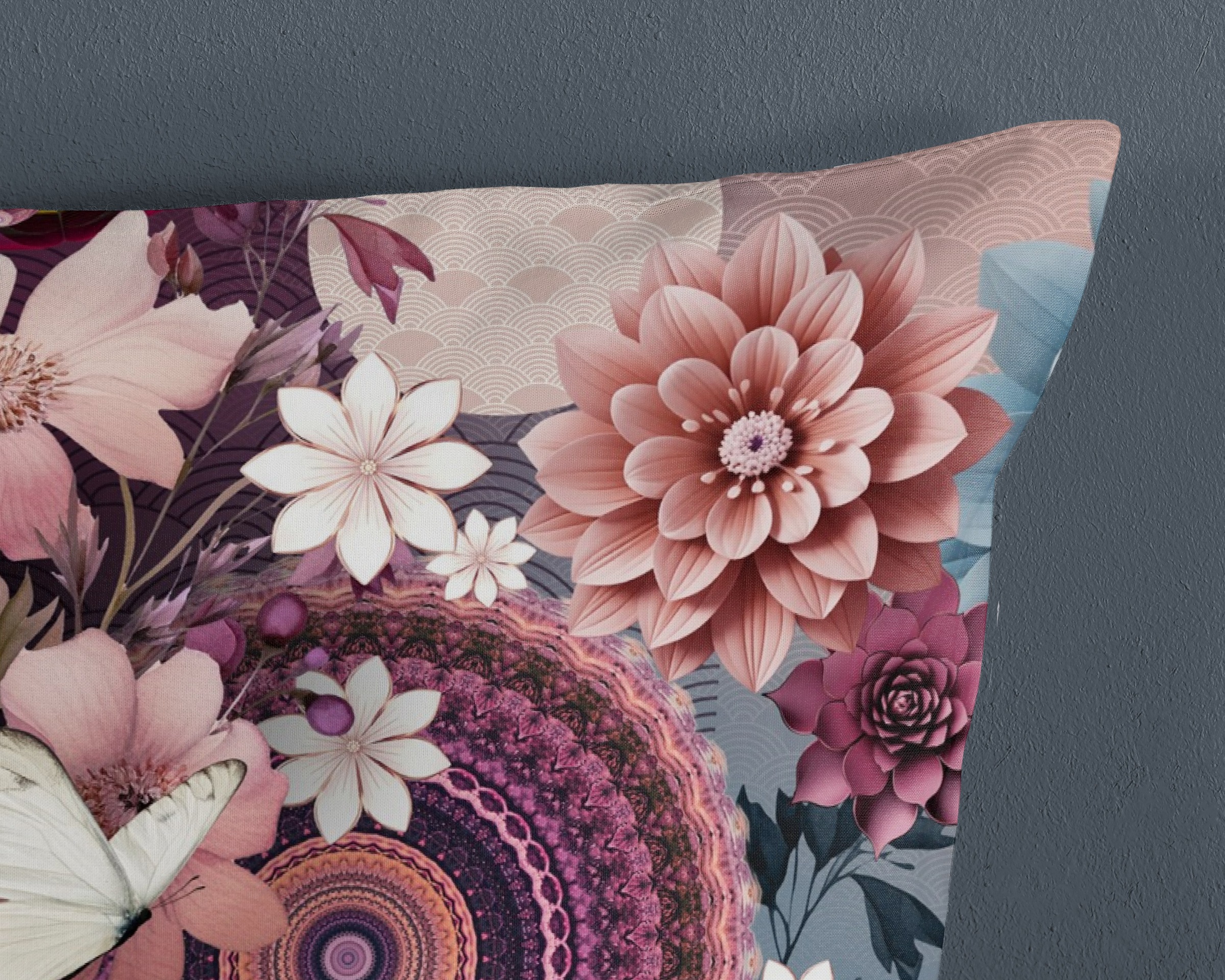 hip Wendebettwäsche »Asher«, Mako-Satin, Reissverschluss, Wendeoptik, Mandala, Blumen, Schmetterling