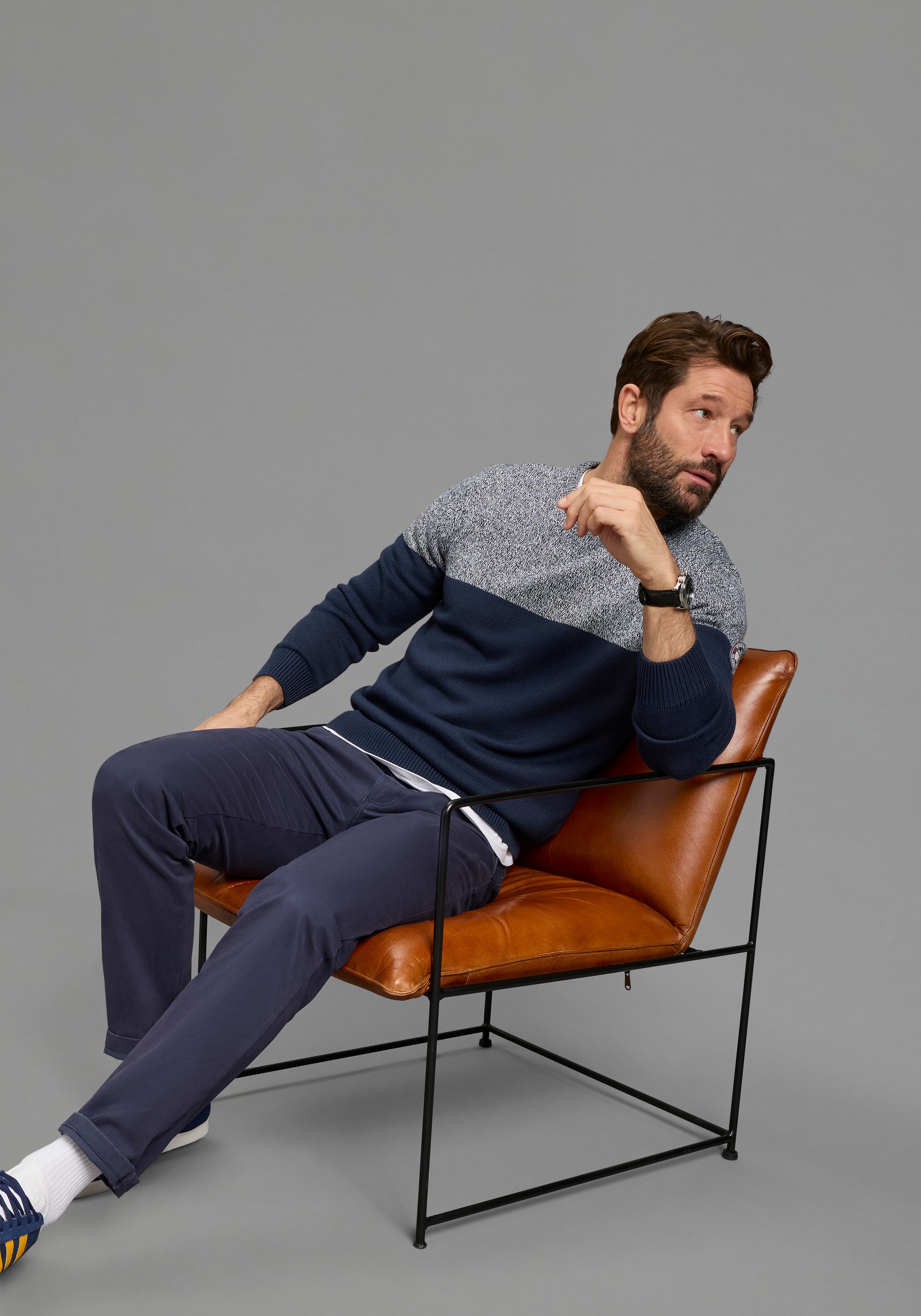 Man's World Pull à col rond »Neue Kollektion! Highlight melierter Look« aus Strick, mit Rundhalsausschnitt, reguläre Passform, mit Langarm