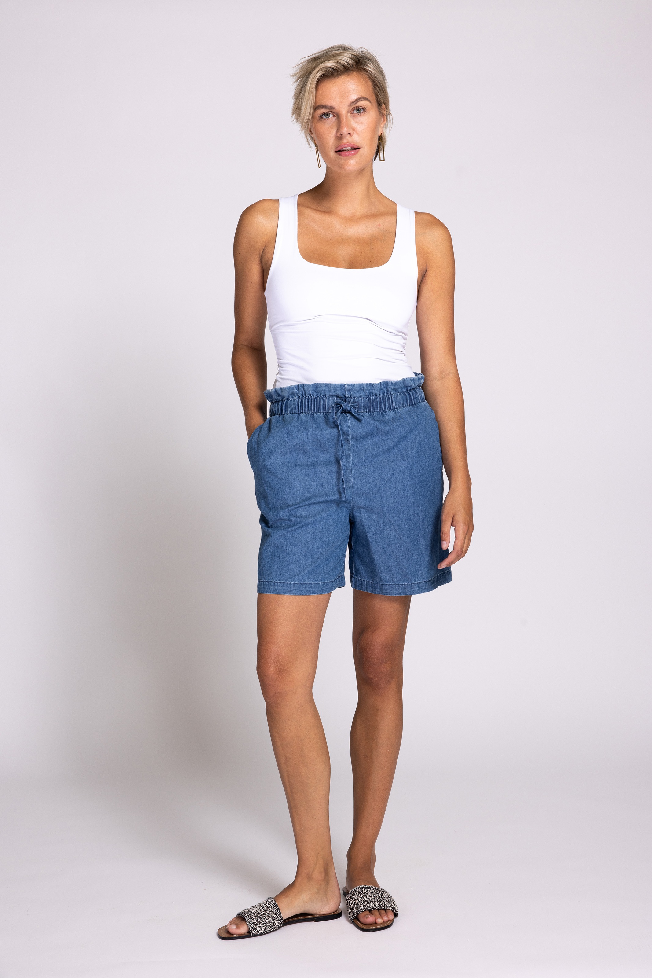 Zhrill Shorts »ZHPAOLA«  Sommerhose Denim-Look, mit elastischem, gerafftem Bund