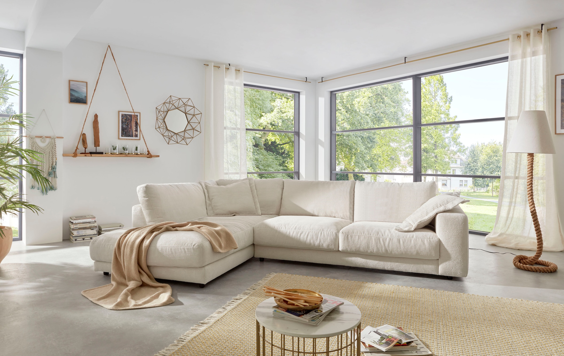 Home affaire Ecksofa »Enisa XXL  B/T/H: 325/224/85 cm L-Form« Kuschelig, gemütlich, in 5 Farben, Bezug in Cord, mit 2 Zierkissen
