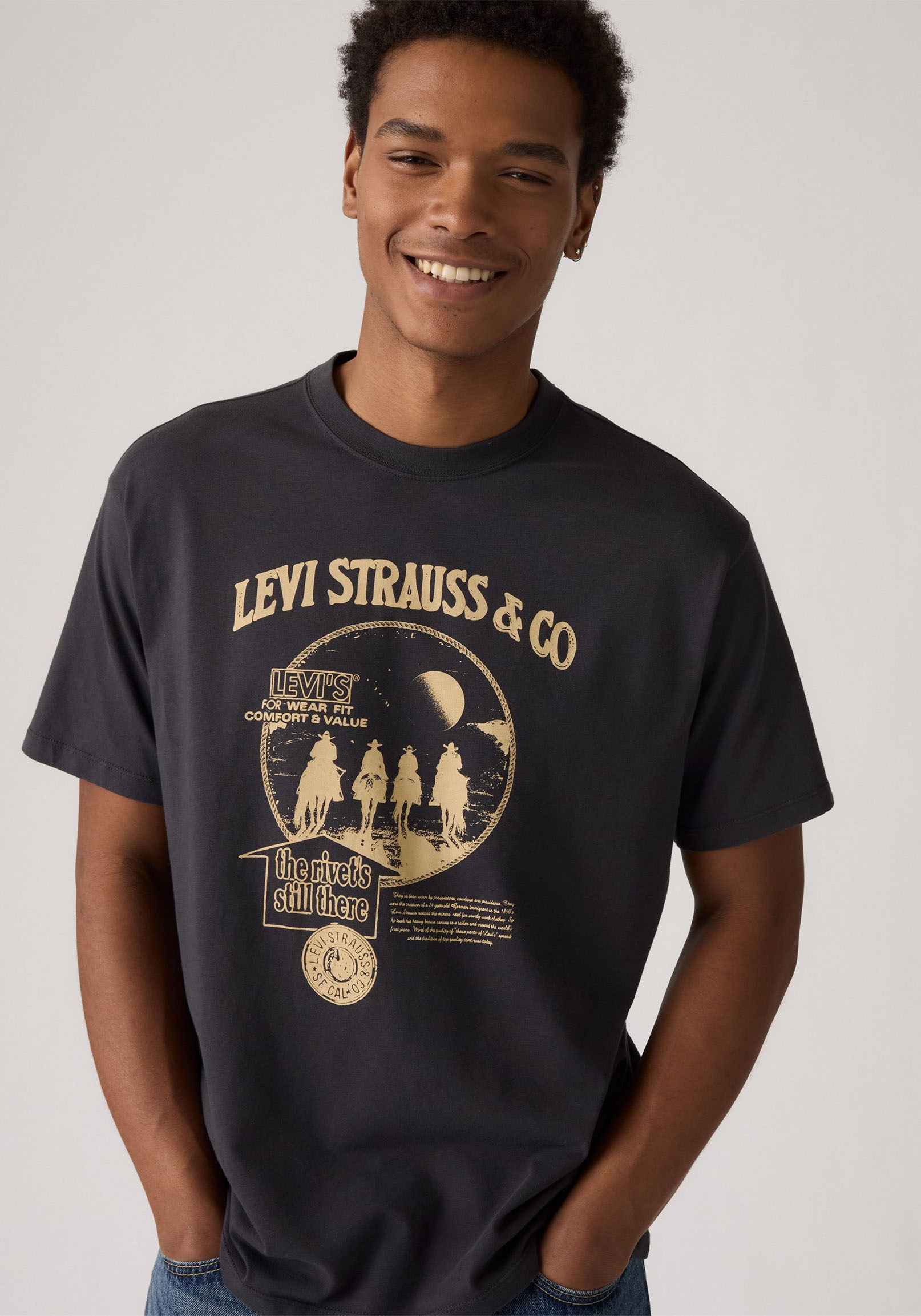 Levi's® T-shirt »VINTAGE FIT GRAPHIC TEE« mit Logo Print