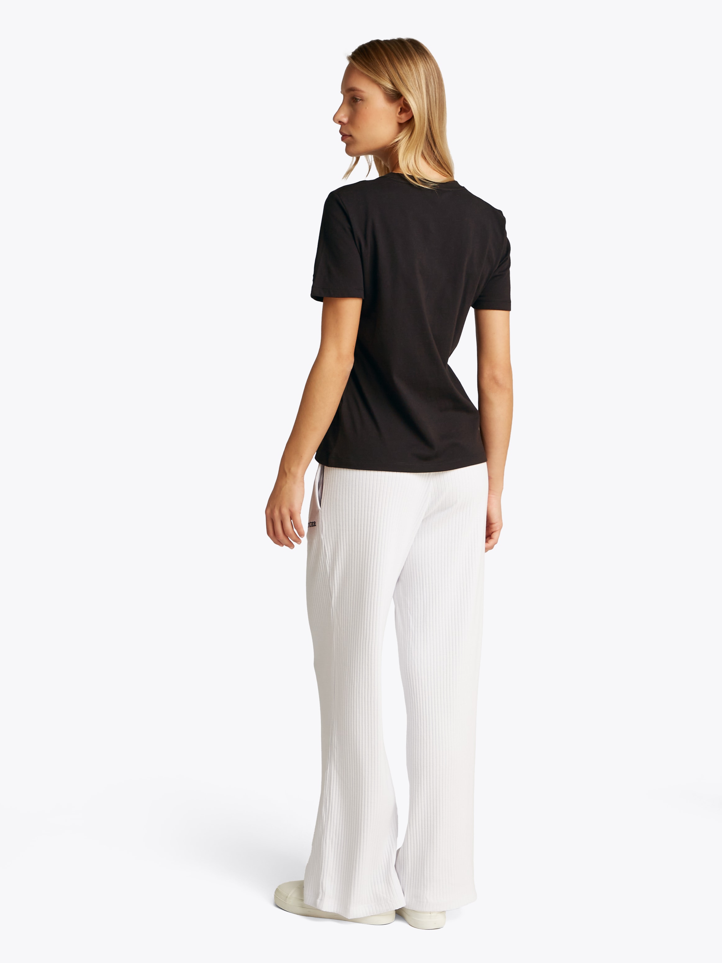 Tommy Hilfiger T-Shirt »REG CORP LOGO C-NK mit Logoschriftzug und Stickerei«, meliert, casual, regular fit, Baumwolle, Rundhals