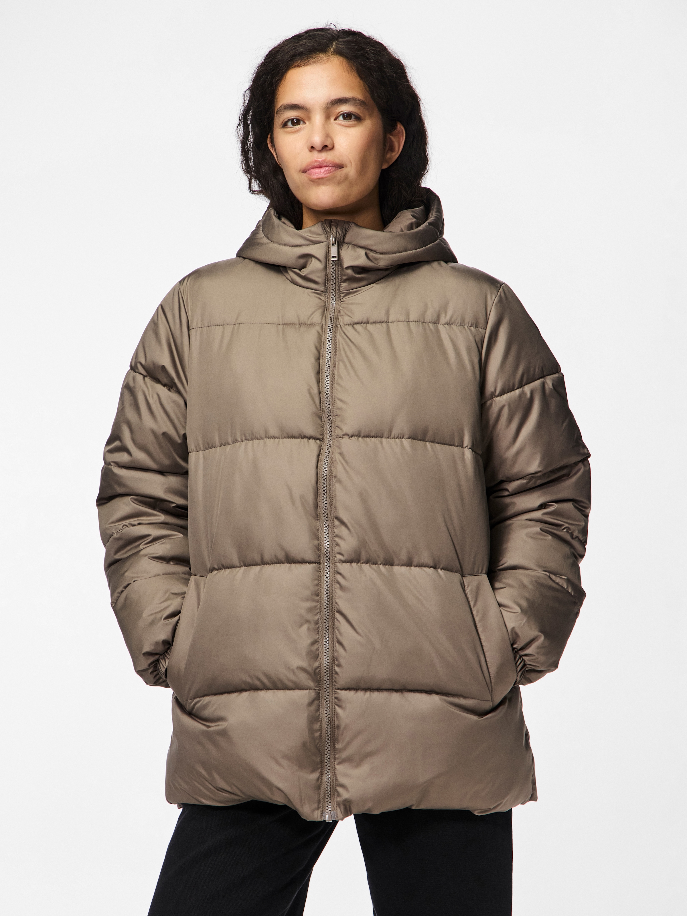 Steppjacke »PCMADDIE PUFFER JACKET NOOS BC«, mit Kapuze