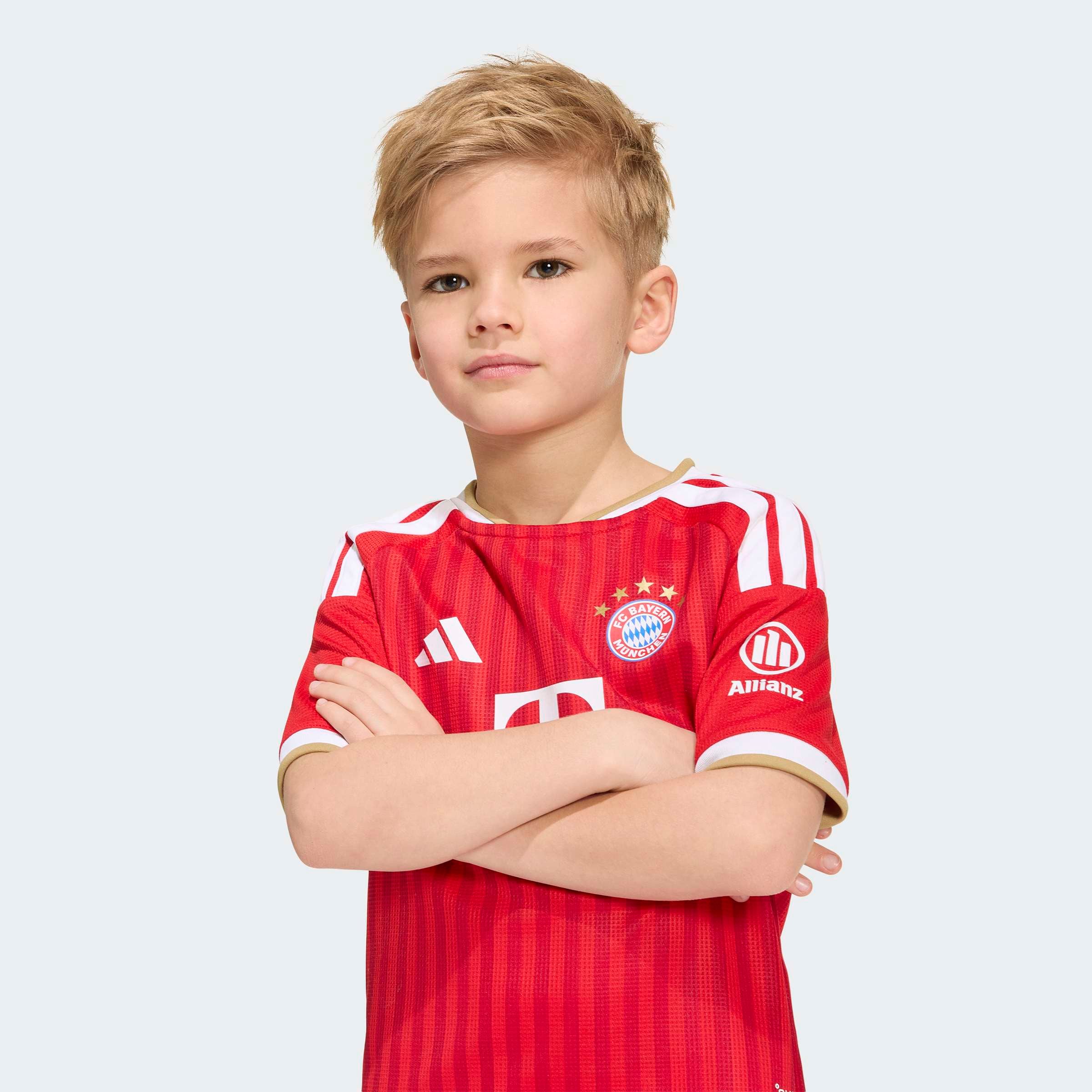 adidas Performance Trainingsanzug »FCB H MINI« 2 für junge Fussballfans, mit regulärem Schnitt, zweiteiliges Set