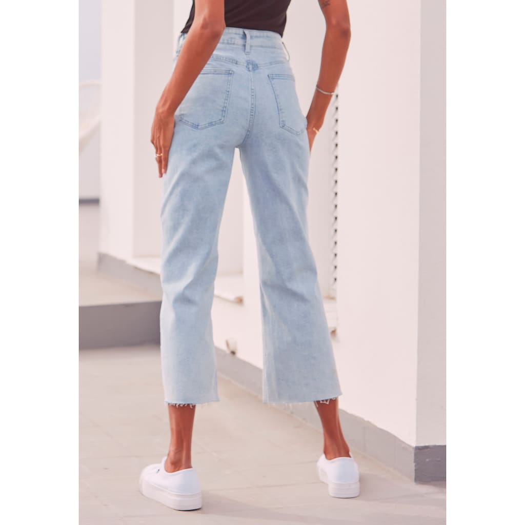 LASCANA 7/8-Jeans, mit leicht ausgefransten Beinabschlüssen, Culotte mit Stretchanteil
