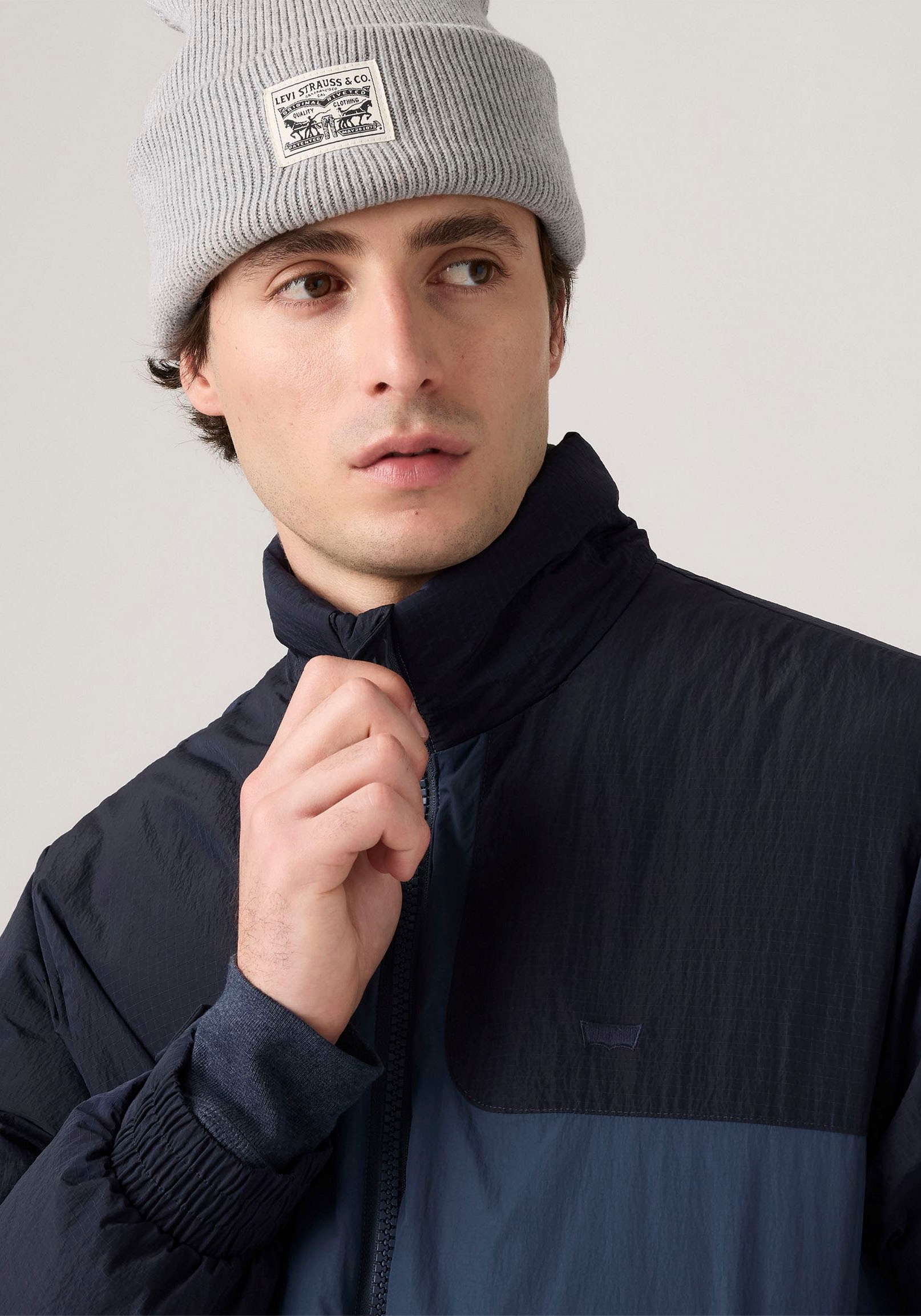 Levi's® Steppjacke »ROCKRIDGE SHORT PUFFER«, mit Kapuze