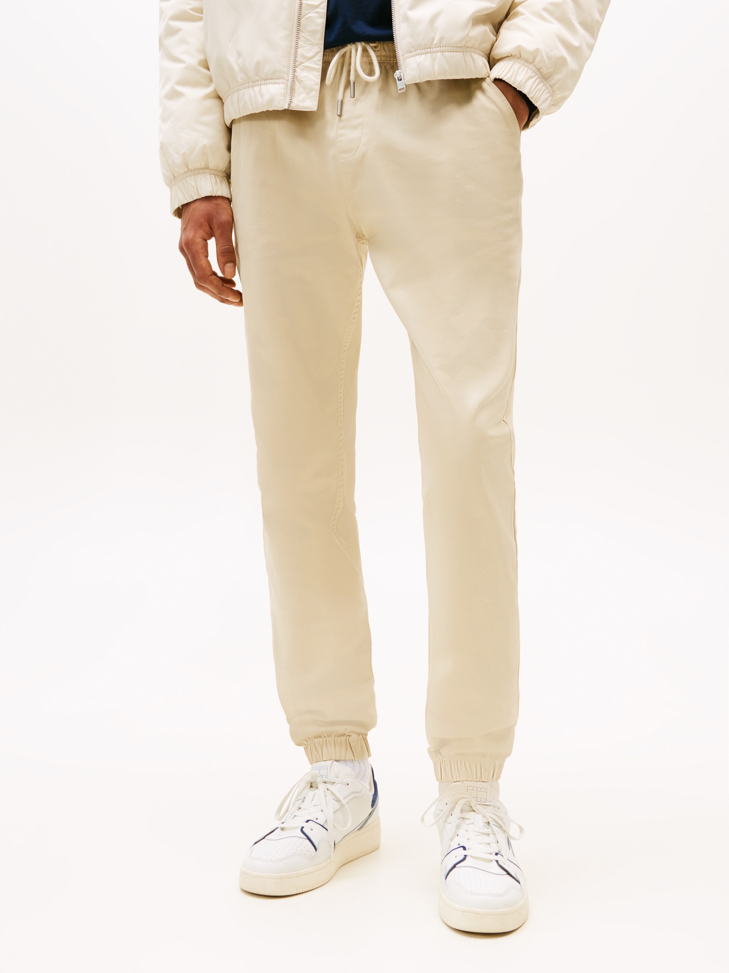 Image of Tommy Jeans Stoffhose "TJM AUSTIN JOG" Mit Kordelzug