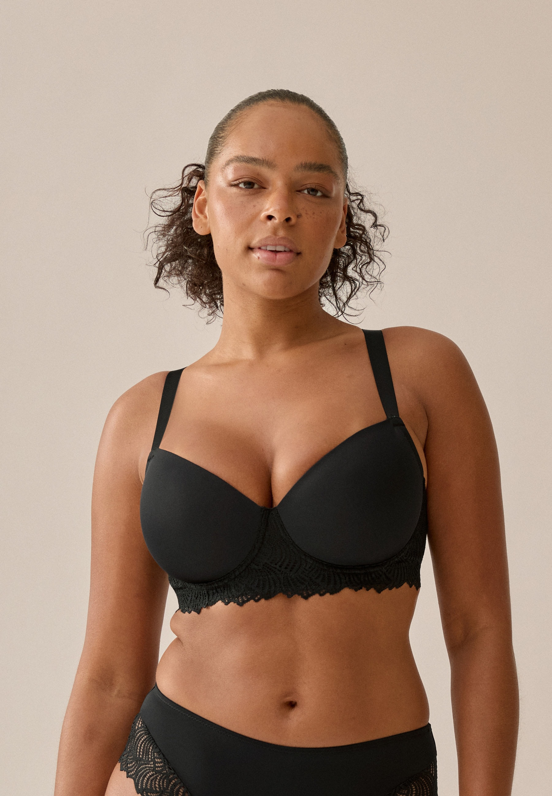 Image of Naturana Schalen-BH "The Friday" 1 mit Bügel, mit Spitze, feminin, weich, bequem