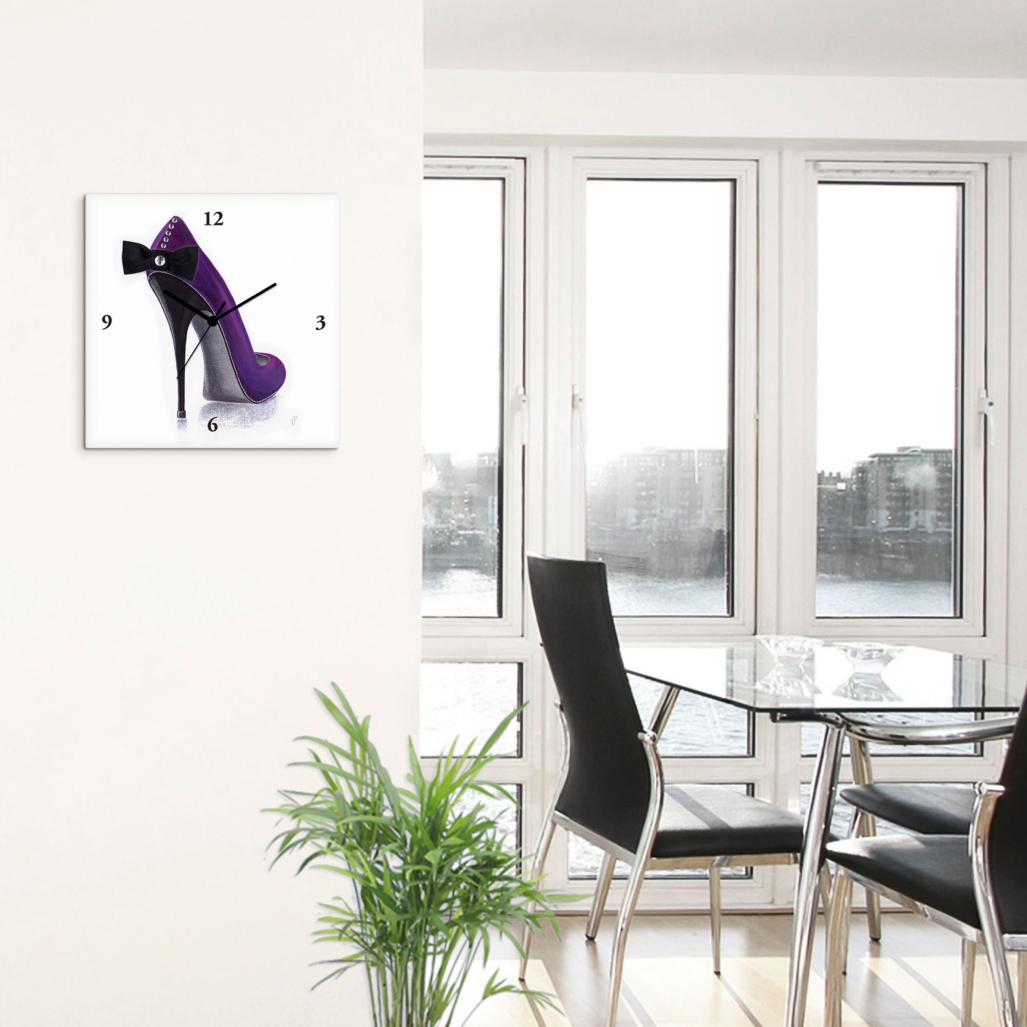 Artland Wanduhr »Damenschuh - Violettes Modell«, wahlweise mit Quarz- oder  Funkuhrwerk, lautlos ohne Tickgeräusche jetzt kaufen