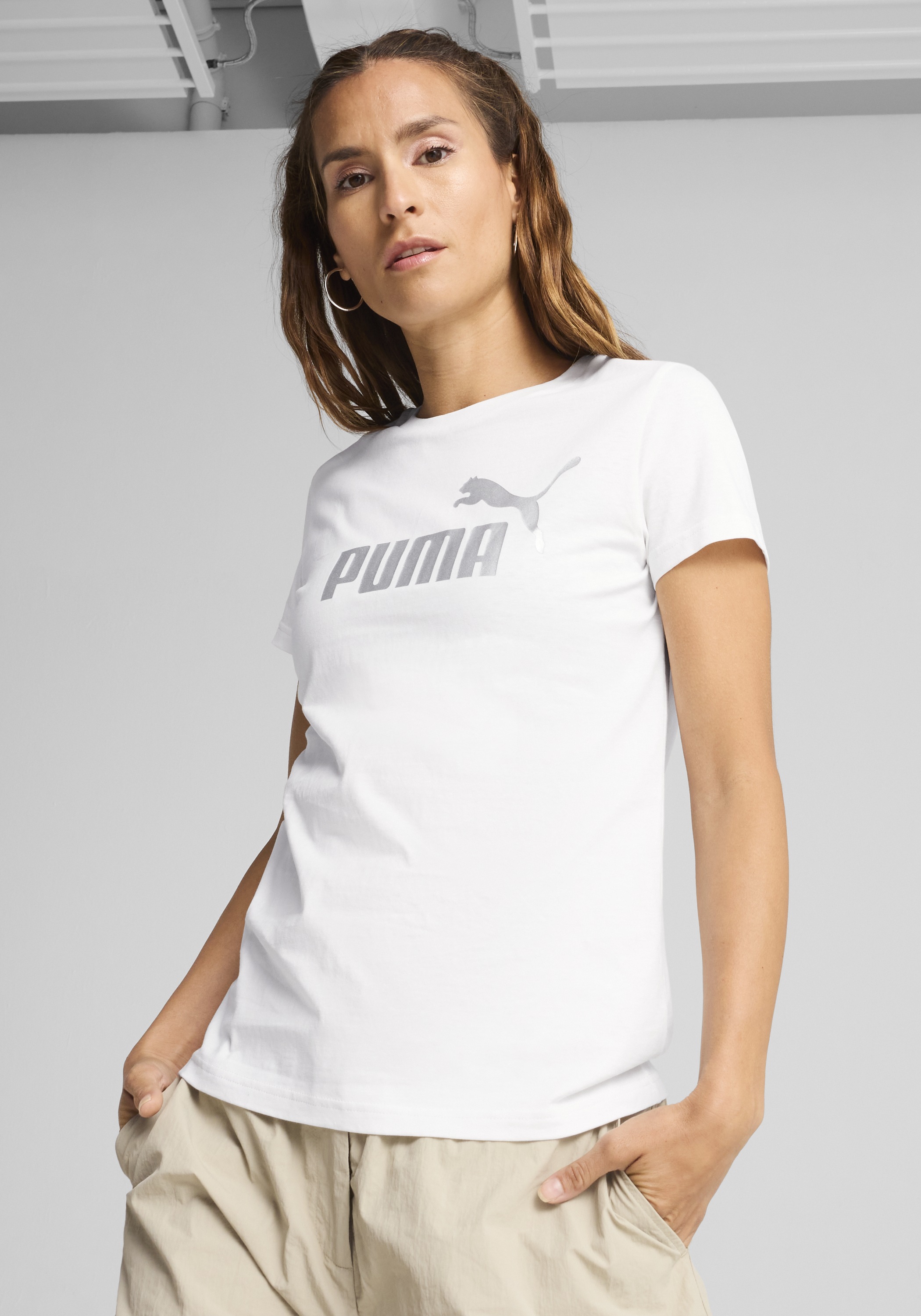 Image of PUMA T-Shirt "ESS NO 1 LOGO METALLIC TEE" Kurzarm, mit Rundhalsausschnitt