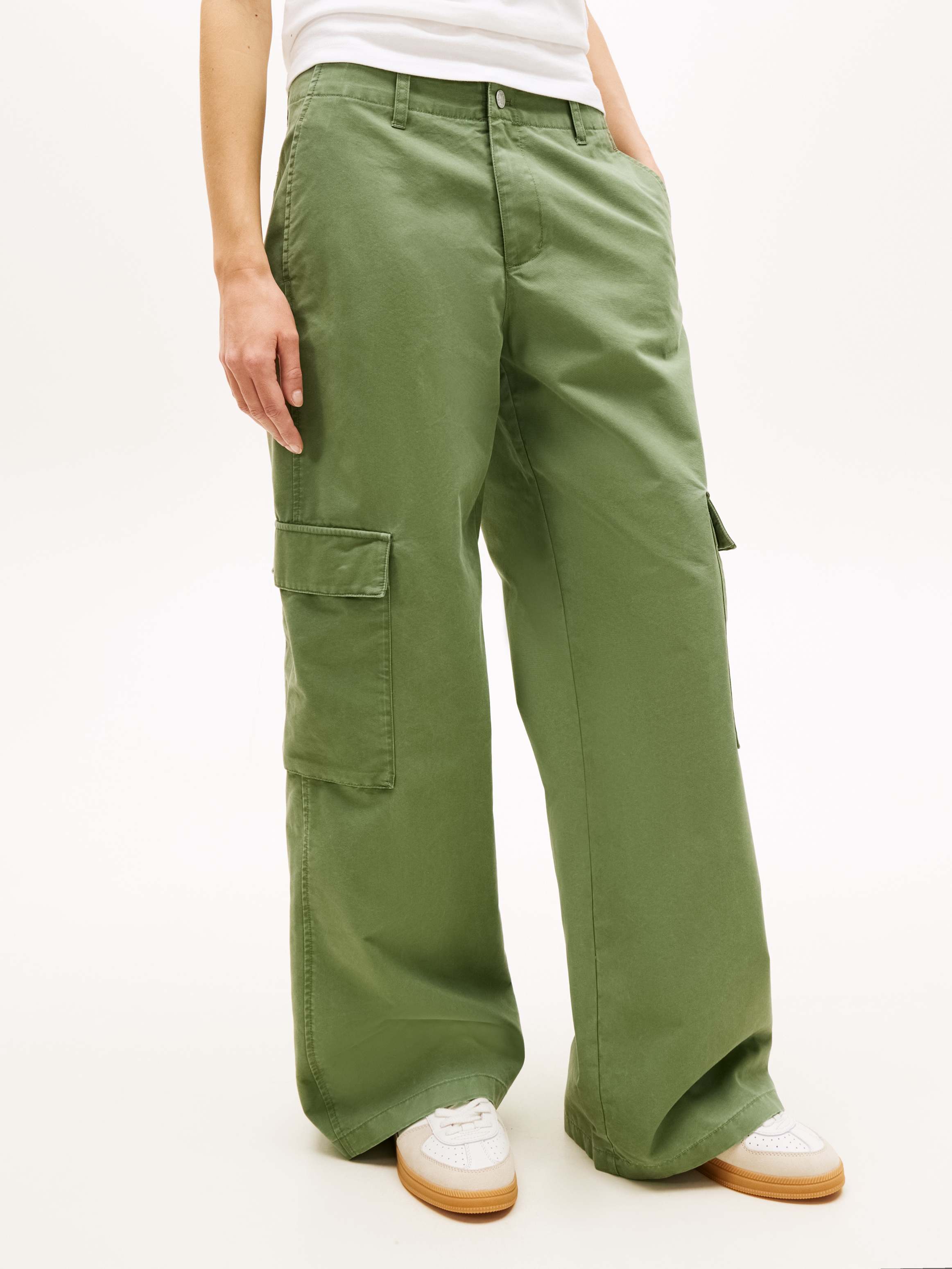 Image of Tommy Jeans Cargohose "TJW LR WIDE STRAIGHT CARGO PANT" im Baumwoll-Mix, Low Rise