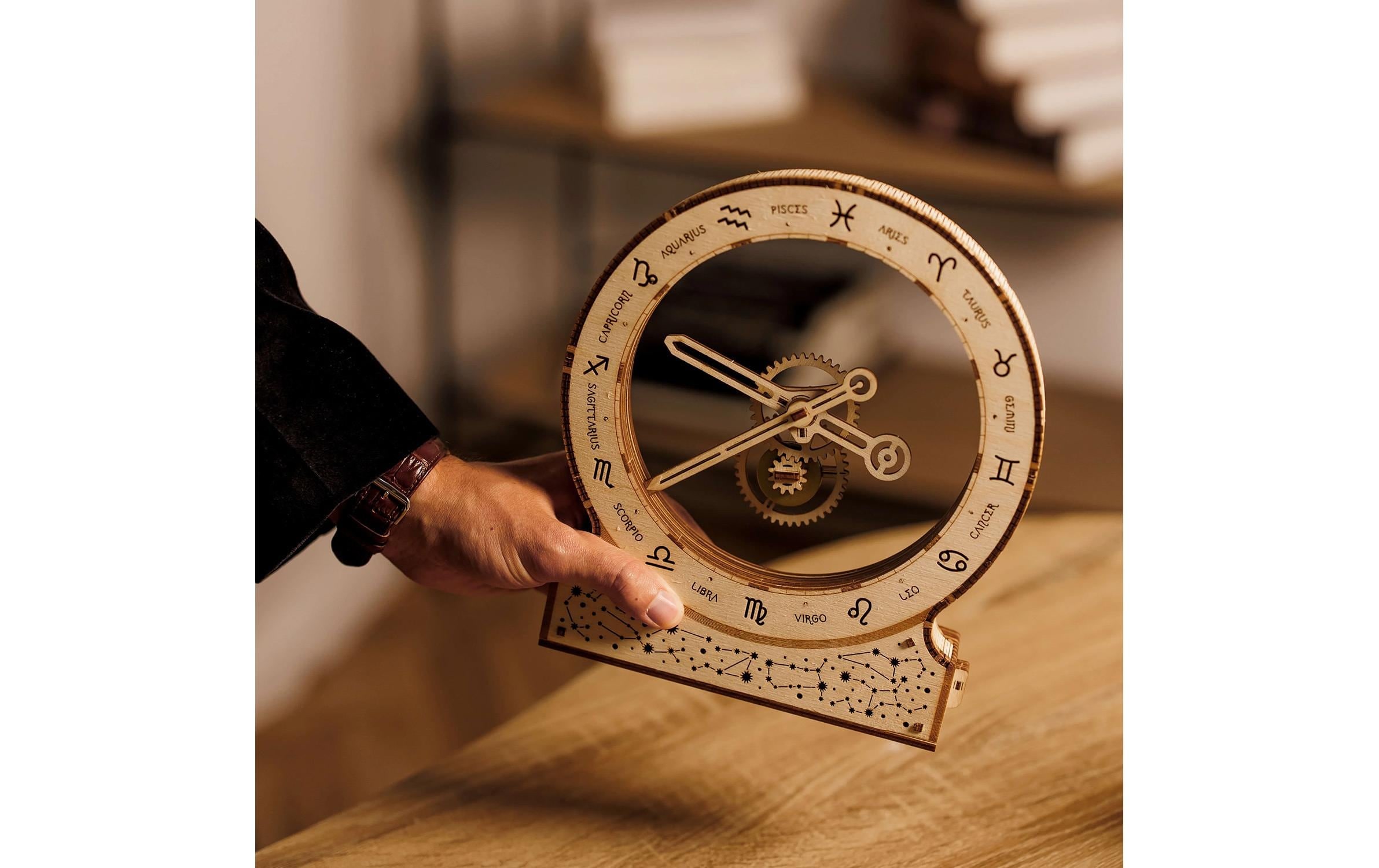   Spielbausteine »WoodTrick Kinetic Clock: Zodiac«