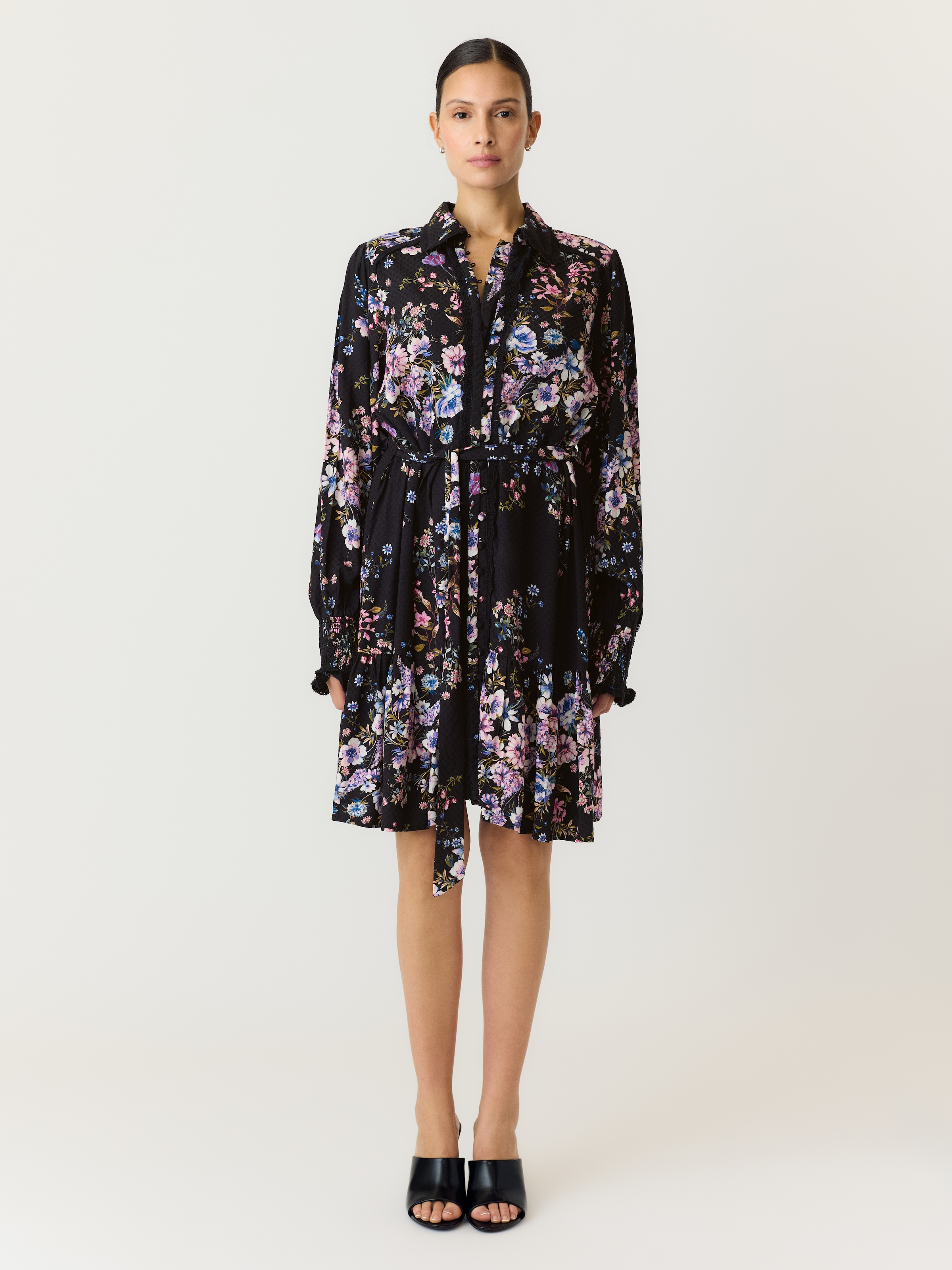 Y.A.S Blusenkleid »YASTILERA LS SHIRT DRESS S. NOOS« Viskose, regular fit