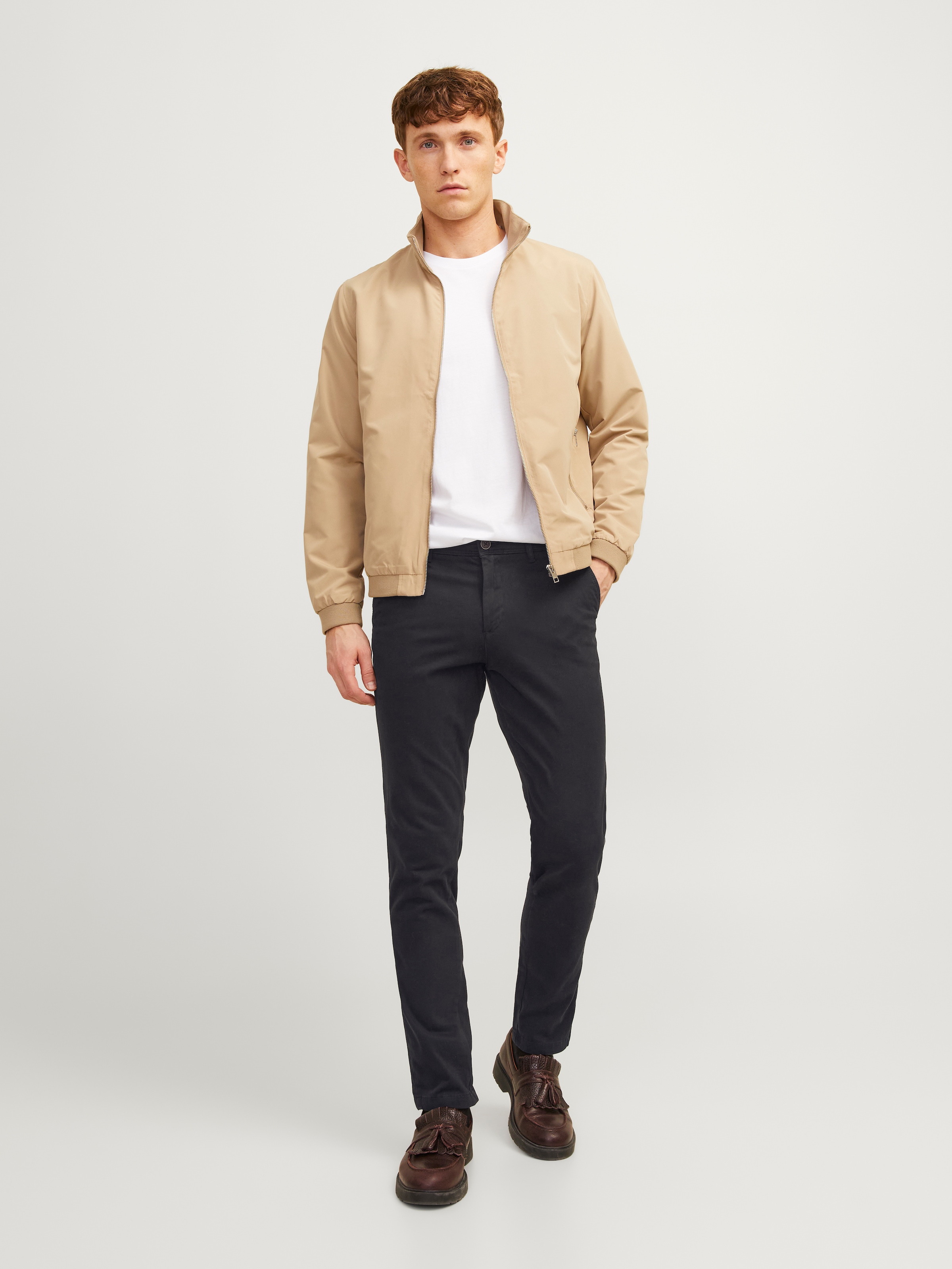 Jack & Jones Chinohose »JJIMARCO mit Badge und hohem Tragekomfort«  unifarben, modisch, slim fit, Baumwollmischung