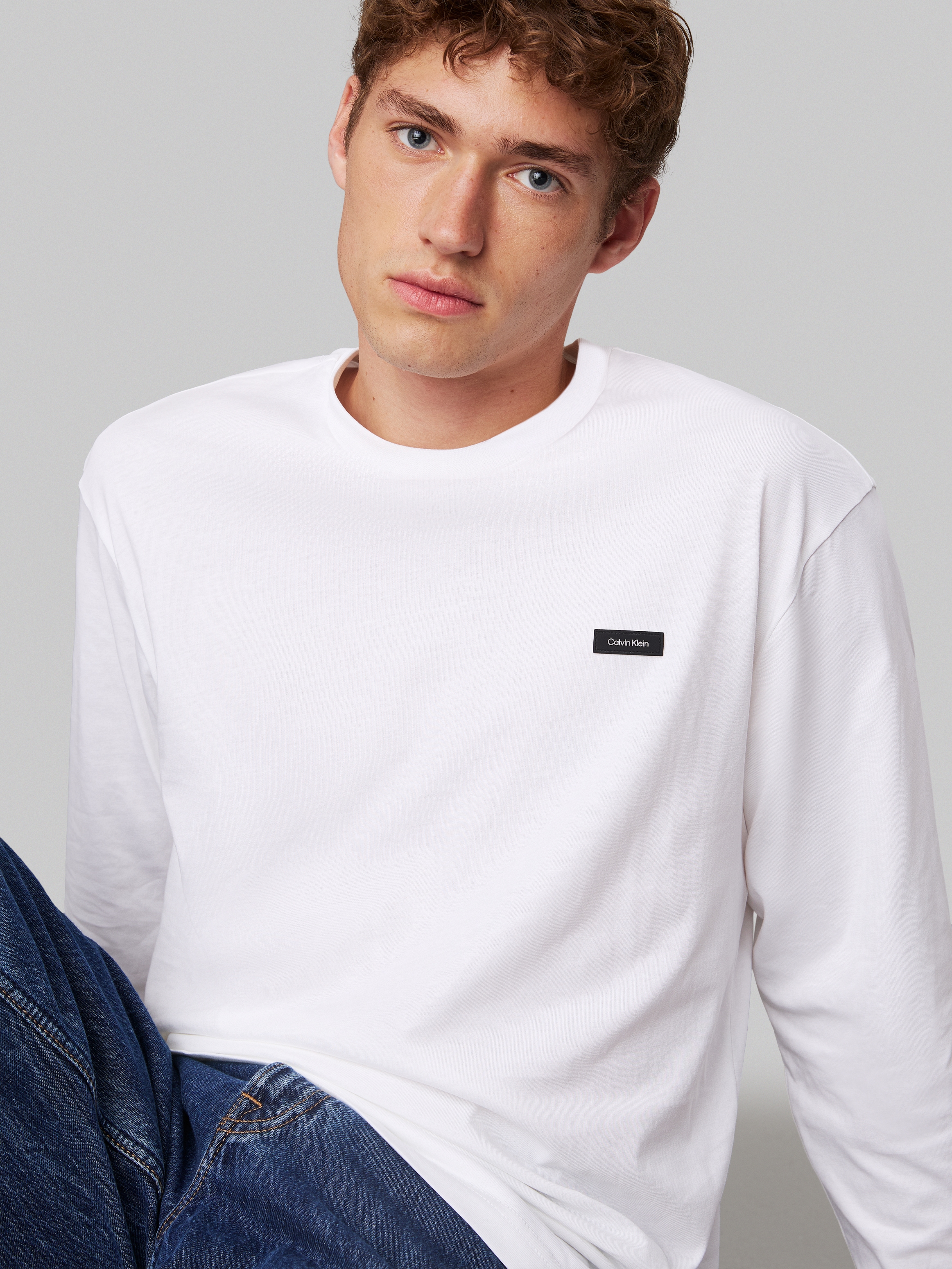 Calvin Klein Langarmshirt »COTTON COMFORT LS T-SHIRT«, mit Logopatch