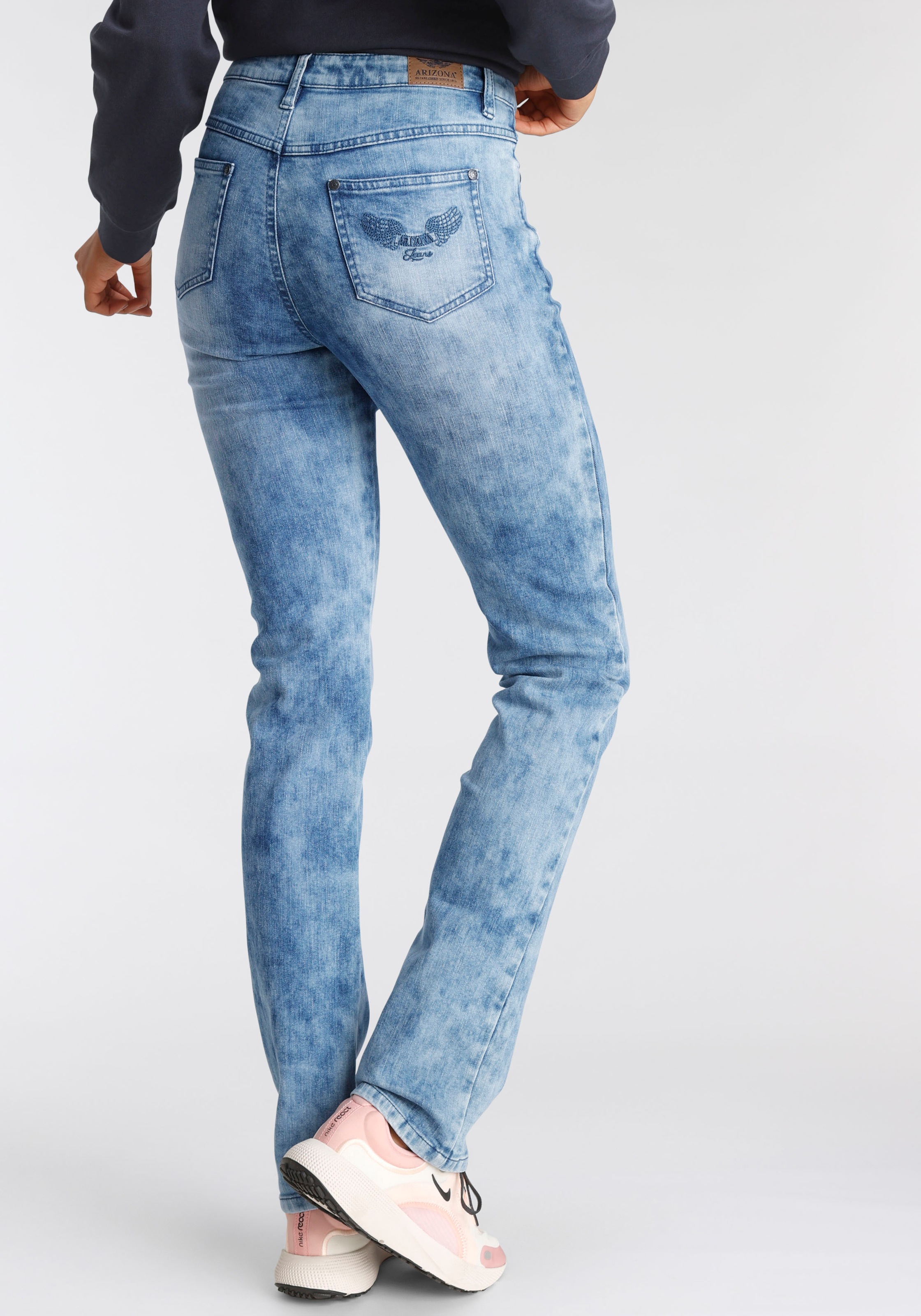 Image of Arizona Gerade Jeans »Comfort-Fit«, Moonwashed Jeans bei Ackermann Versand Schweiz