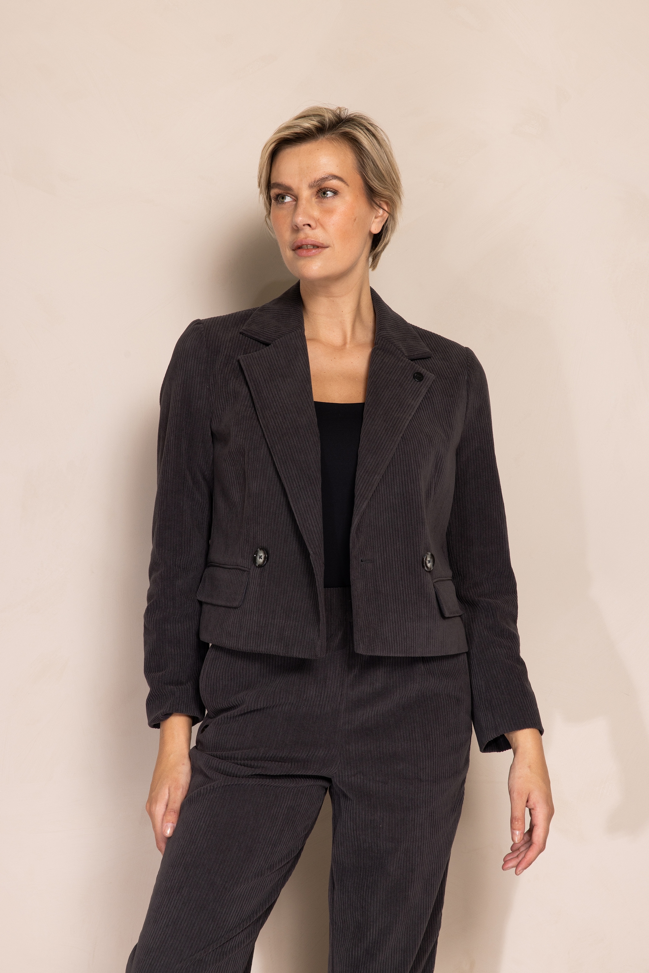 Image of Zhrill Kurzblazer "Cord ZHJOJO" lässiger Stil, gerade Passform, aus Polyester, mit Reverskragen